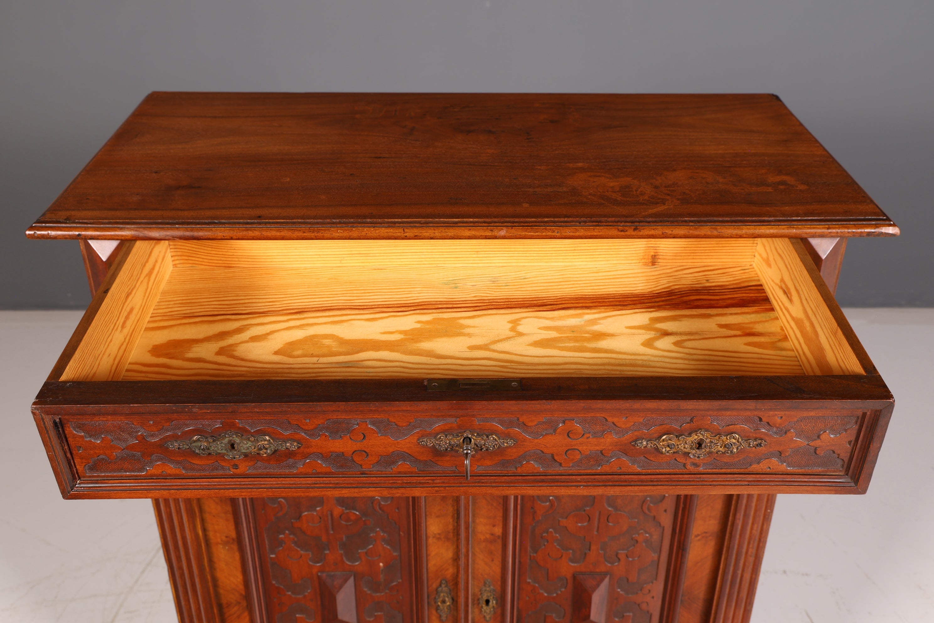 Wunderschönes Gründerzeit Vertiko Jugendstil Schrank Antik Highboard Buffet Kommode Vintage