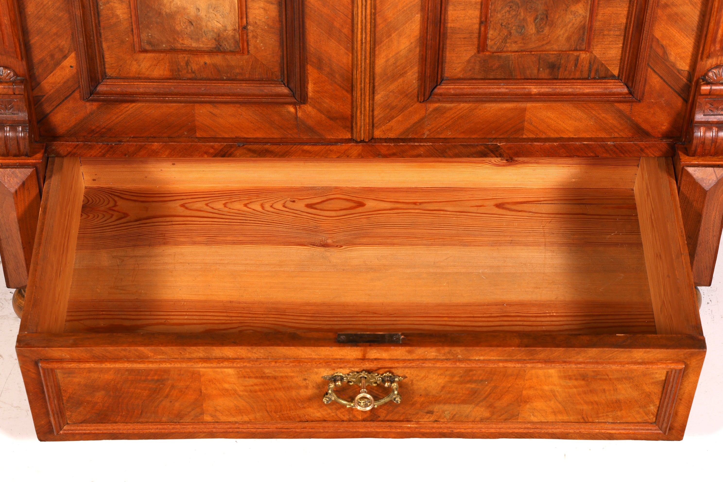 Edler Gründerzeit Kleiderschrank um 1880 Antik Schrank Jugendstil Wäscheschrank Dielenschrank Vintage