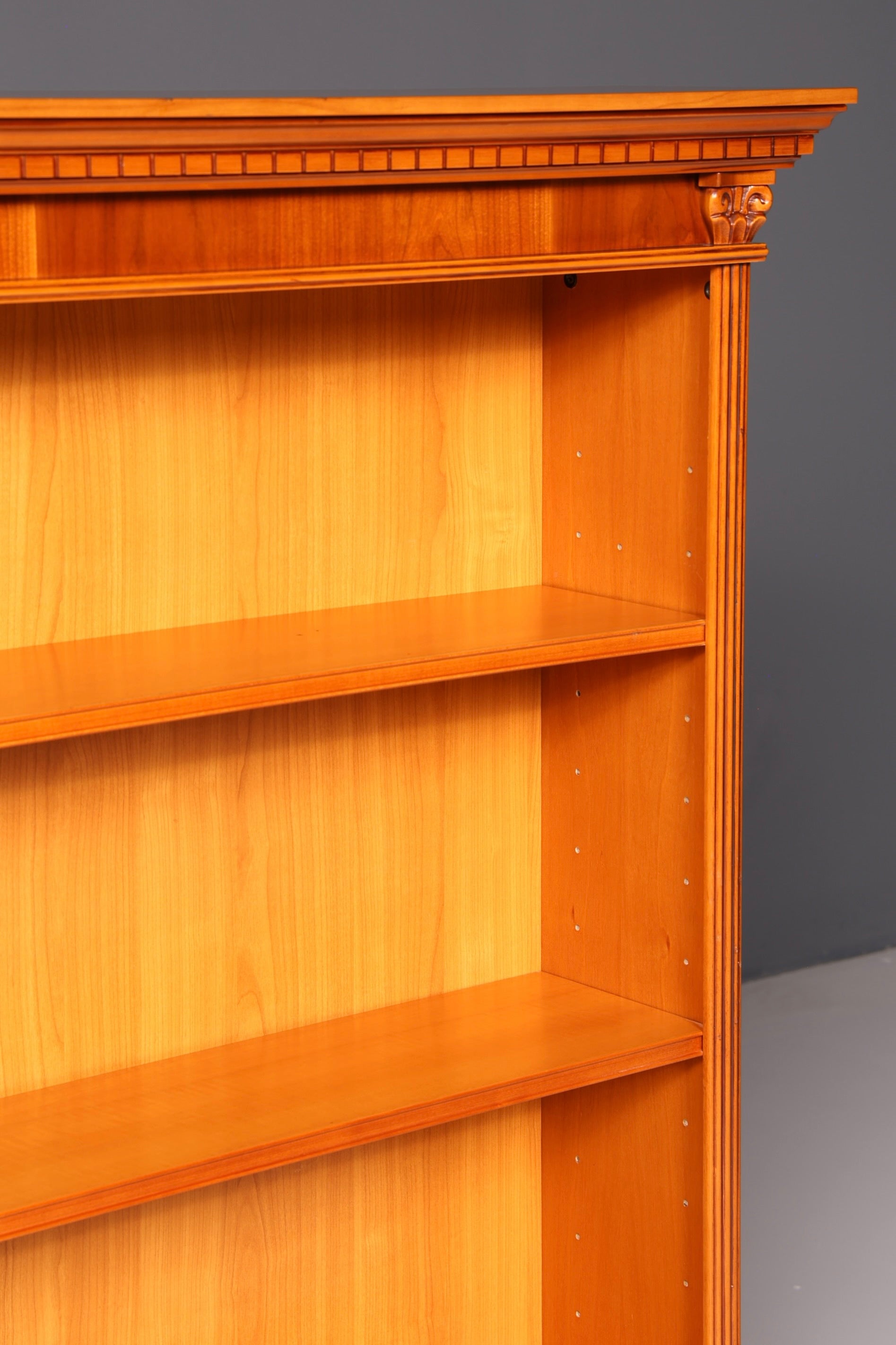 Wunderschönes Englisches Bücherregal Eibe Antik Regal Bookshelf Buchablage 60s Massivholz