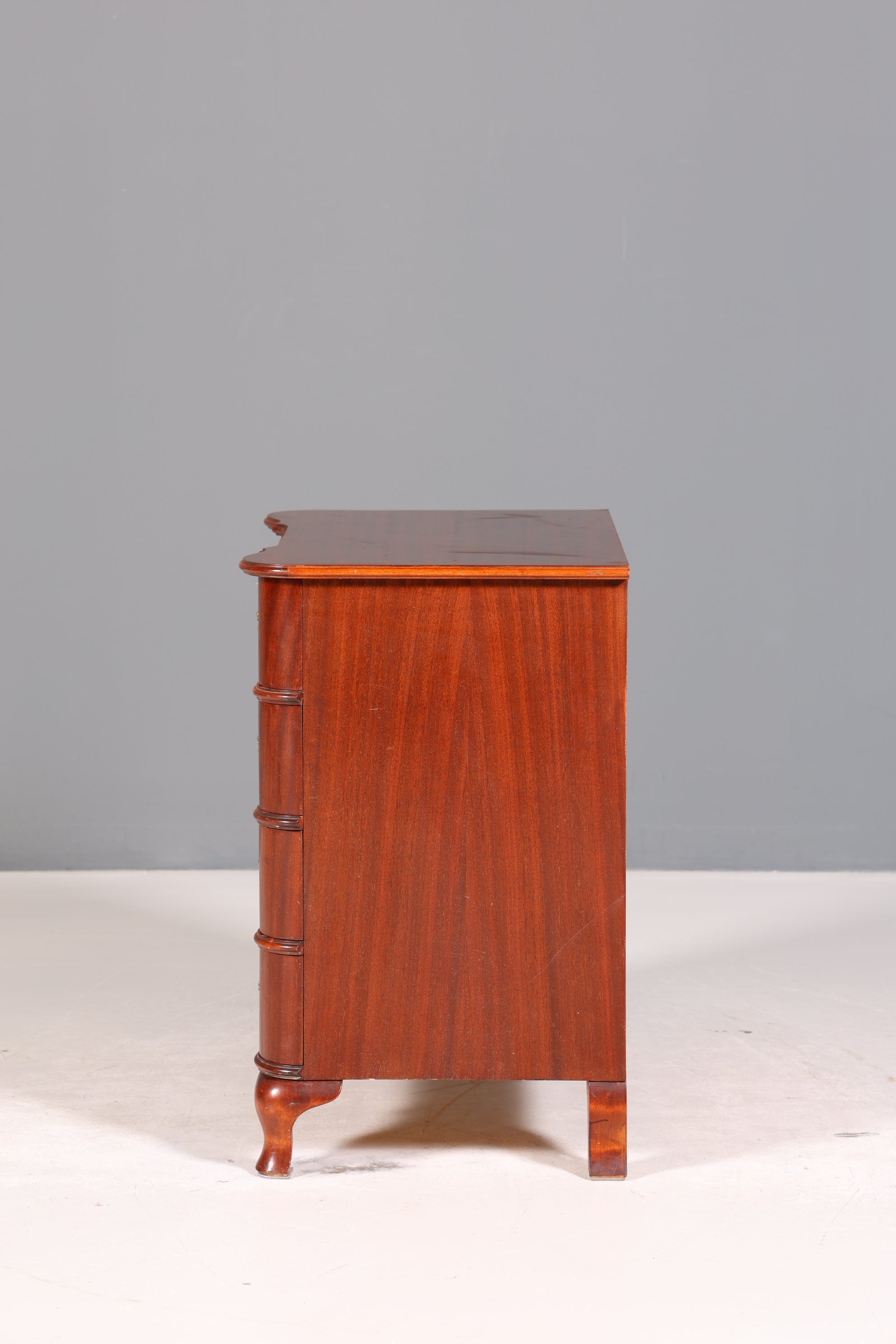 Wunderschöne geschwungene Kommode im Barock Stil Sideboard Englisch Schubladenkommode