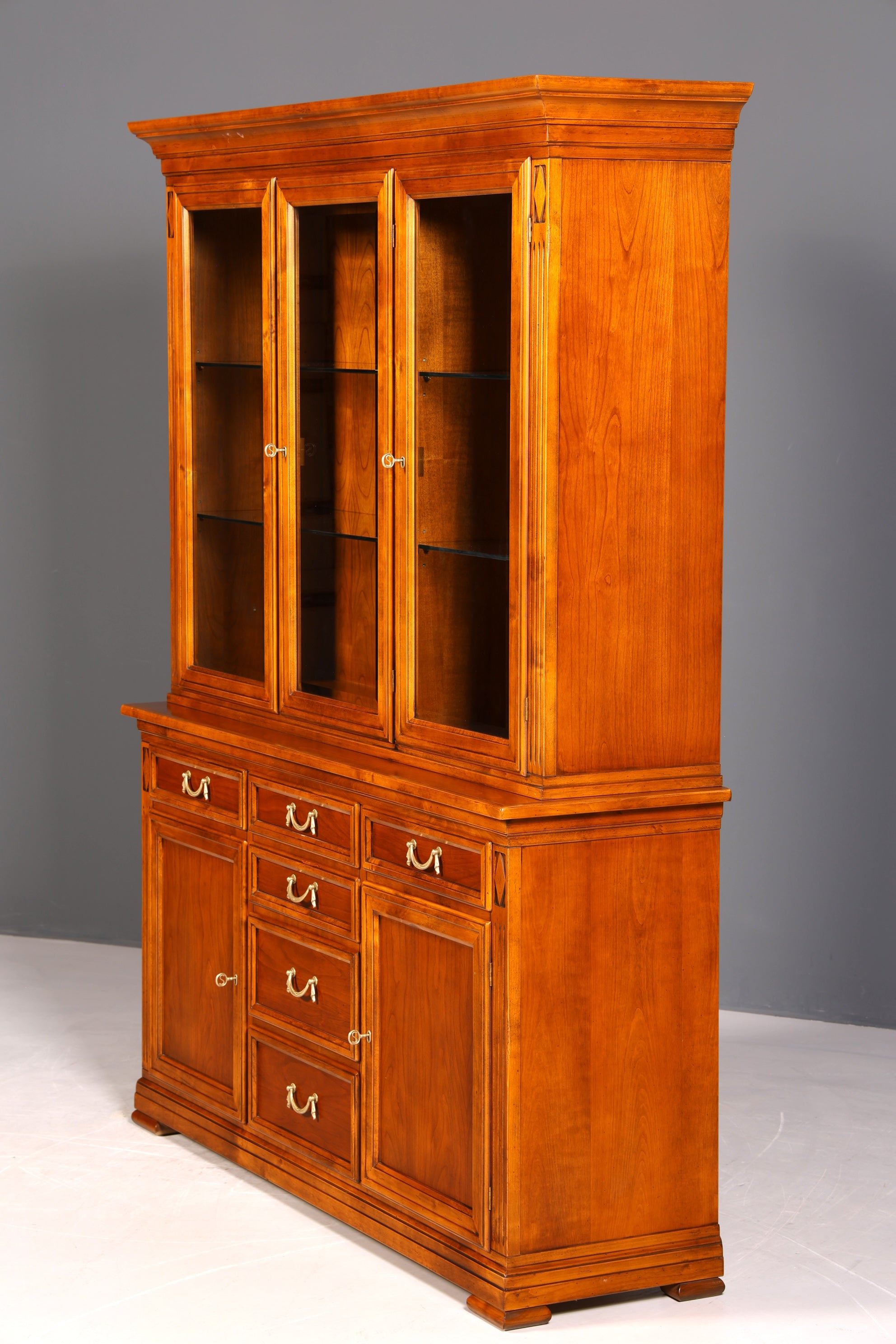 Traumhafte Original Selva Vitrine Antik Stil massiv Holz Buffet Villa Borghese Schrank Bibliothek
