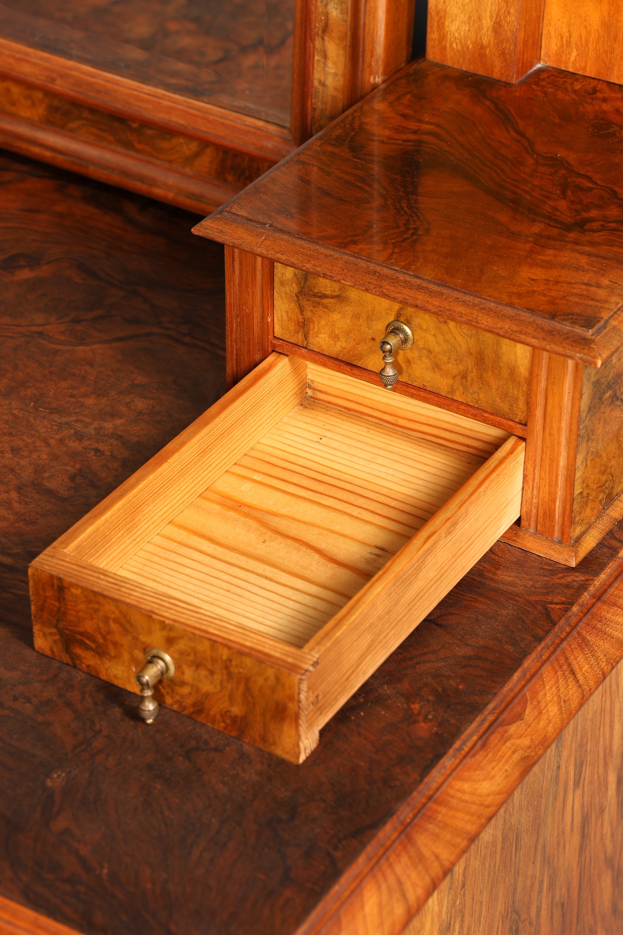 Wunderschöne Louis Philippe Kommode mit Spiegelaufsatz Gründerzeit Frisierkommode Holz Schrank Antik Flurschrank um 1880
