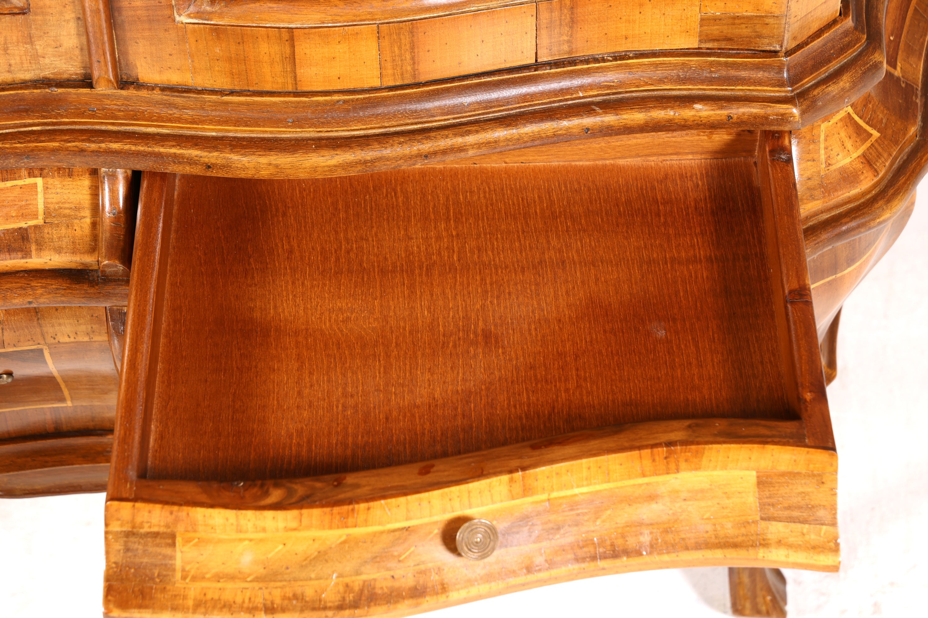 Wunderschöne Chippendale Vitrine Regal Schrank Barock Stil Bücherregal Geschirrschrank
