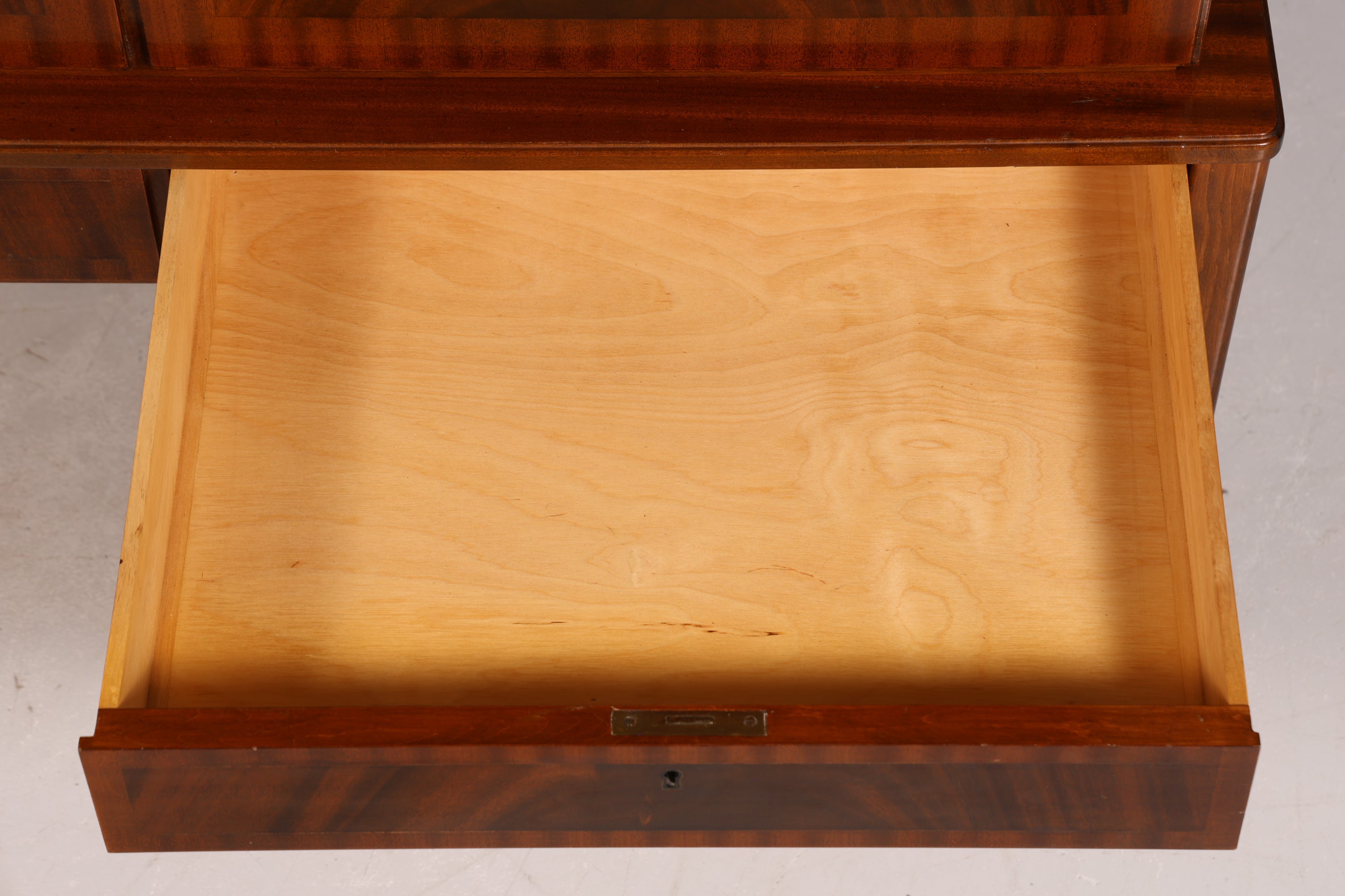 Stilvolles Mid Century Highboard Englisch Vintage Vertiko Wäsche Schrank Büro Kommode 60s