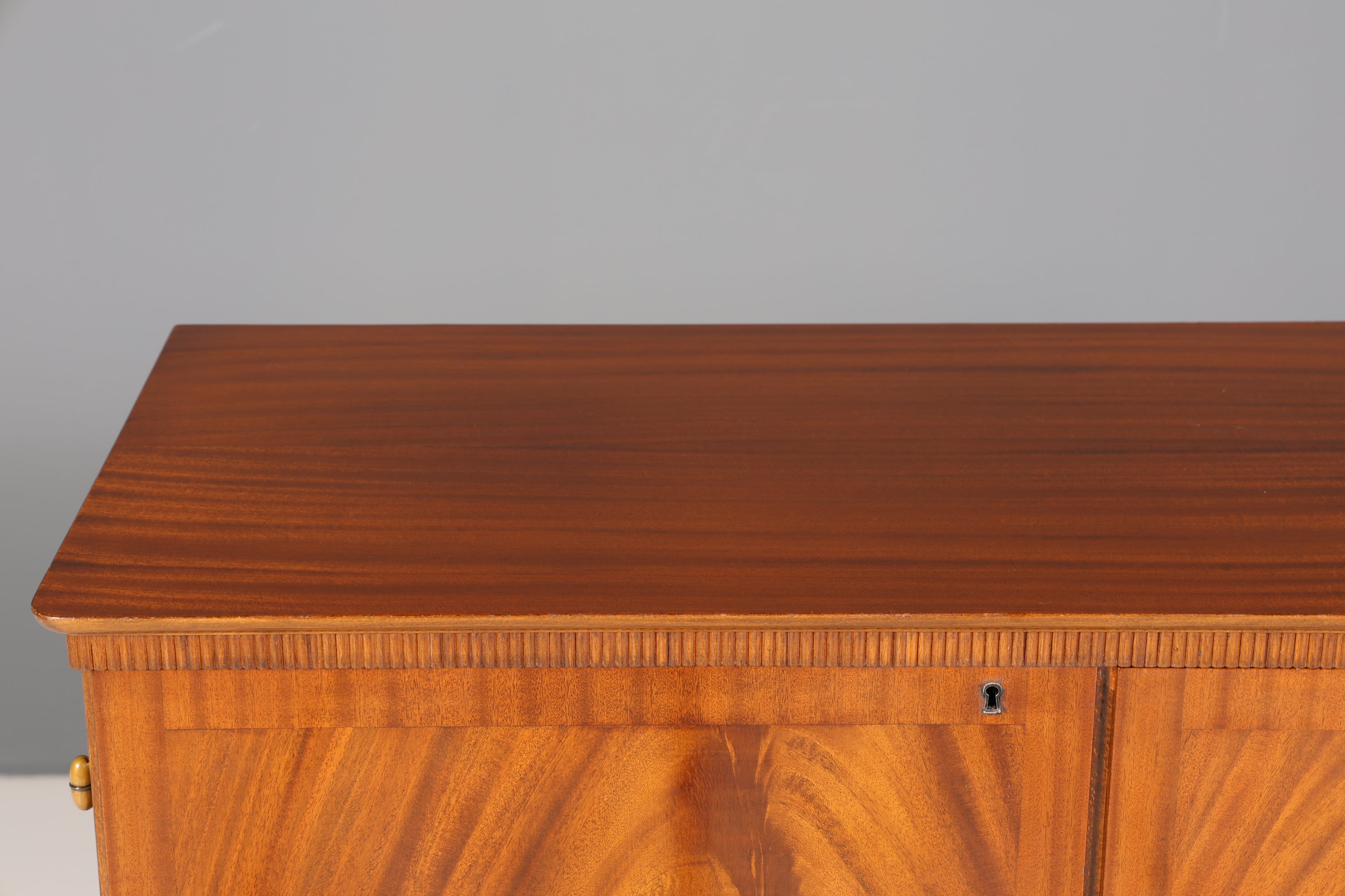 Stilvolles Mid Century Highboard Englisch Vintage Vertiko Wäsche Schrank Büro Kommode 60s
