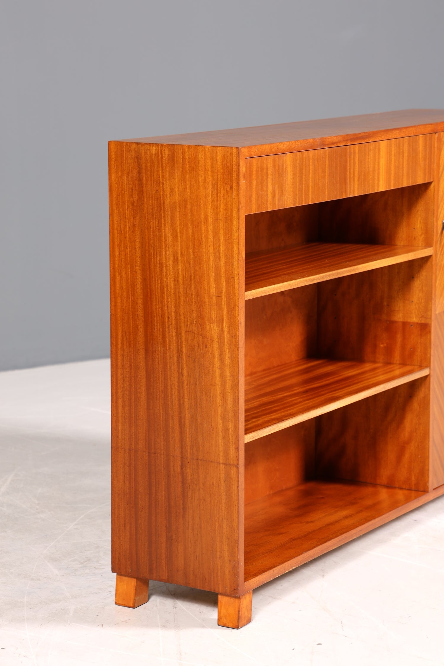 Wunderschönes Mid Century Sideboard Vintage Schrank Regal Bücherregal 60s Kommode