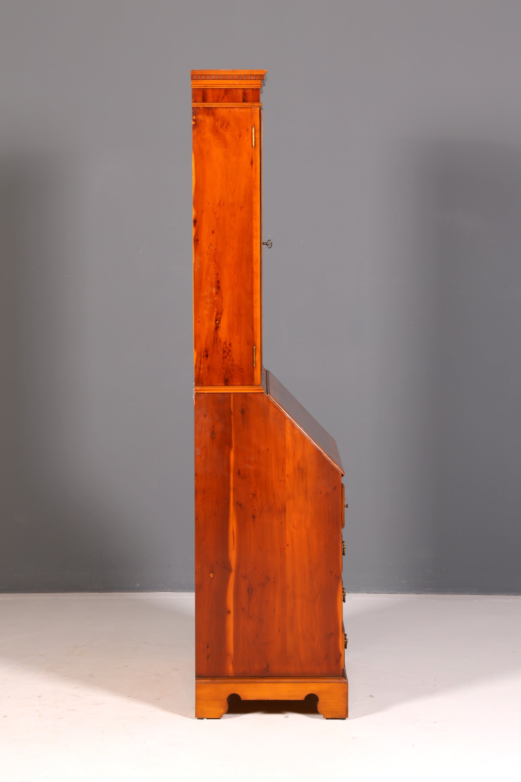 Wunderschöner Englischer Aufsatzsekretär Eibe Sekretär Vitrine Büro Antik Schrank Bibliothek Vintage