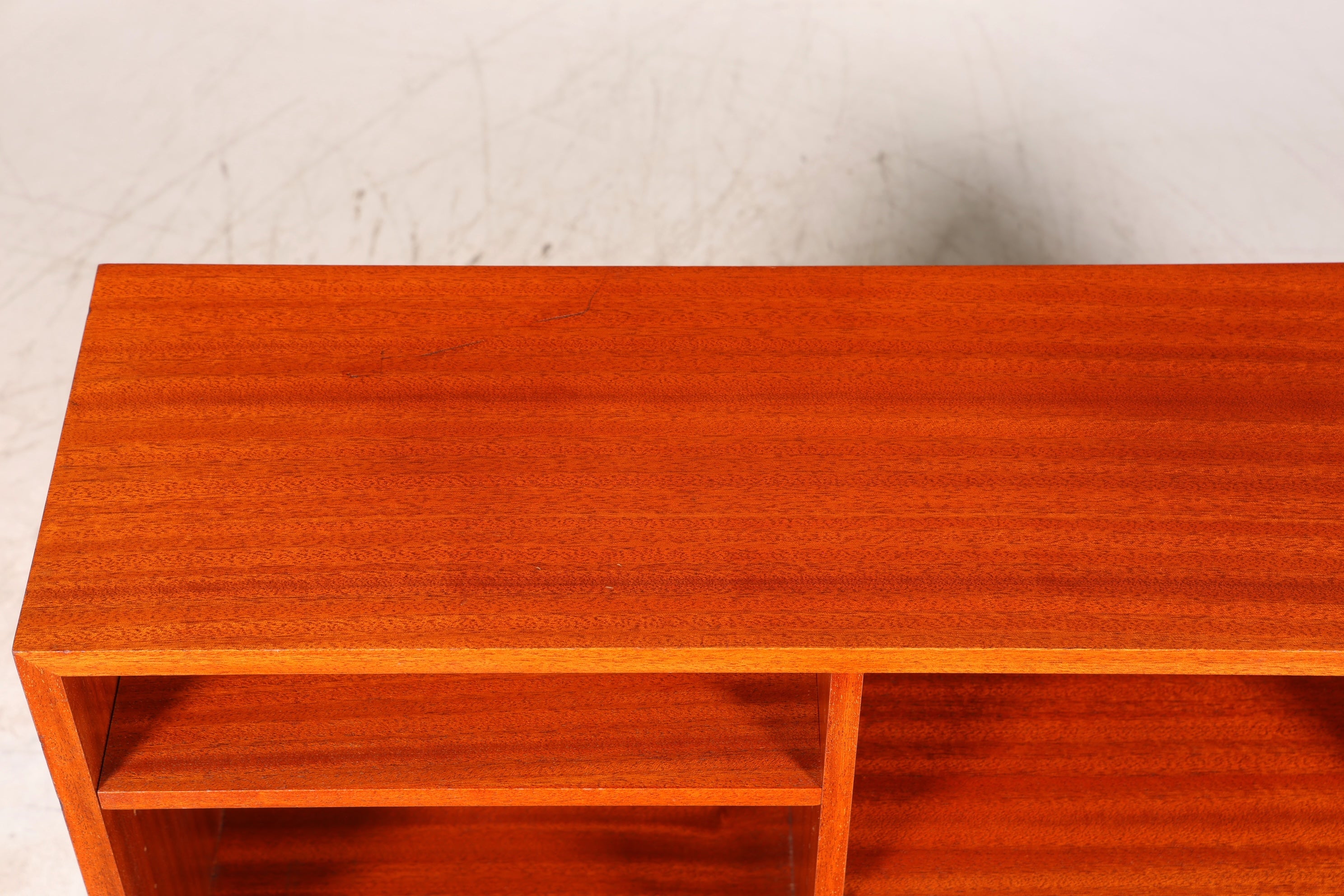 Wunderschönes Mid Century Regal Sideboard Vintage TV Schrank Retro Bücherregal 60s