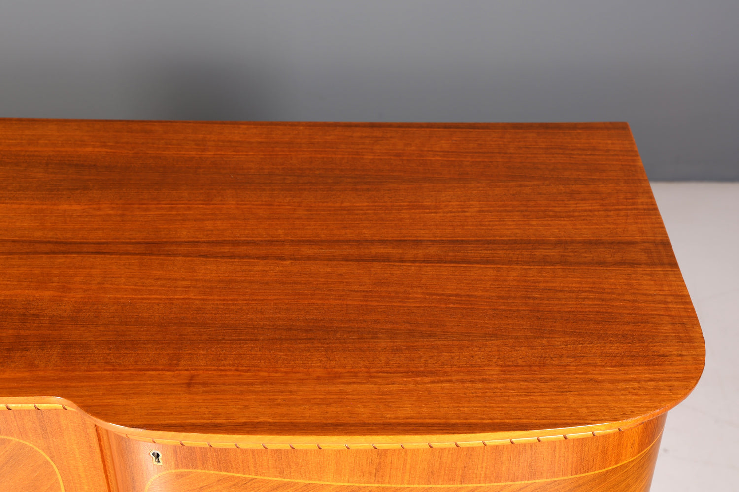 F128 Finish Stilvoller Original Art Deco Schrank Vertiko Kleiderschrank um 1940