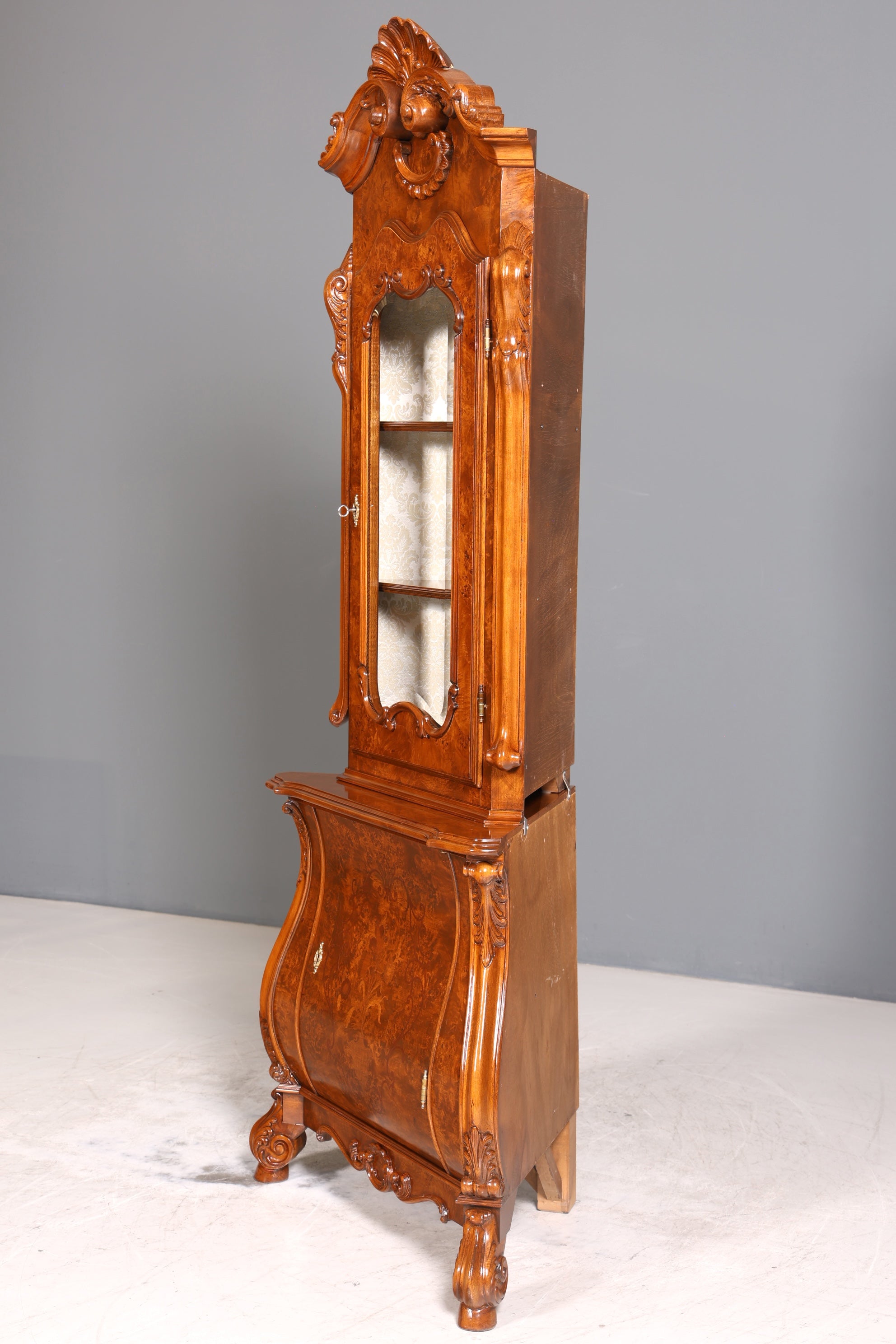 Wunderschöne Barock Eckvitrine echt Holz Chippendale Vitrine Regal Schrank