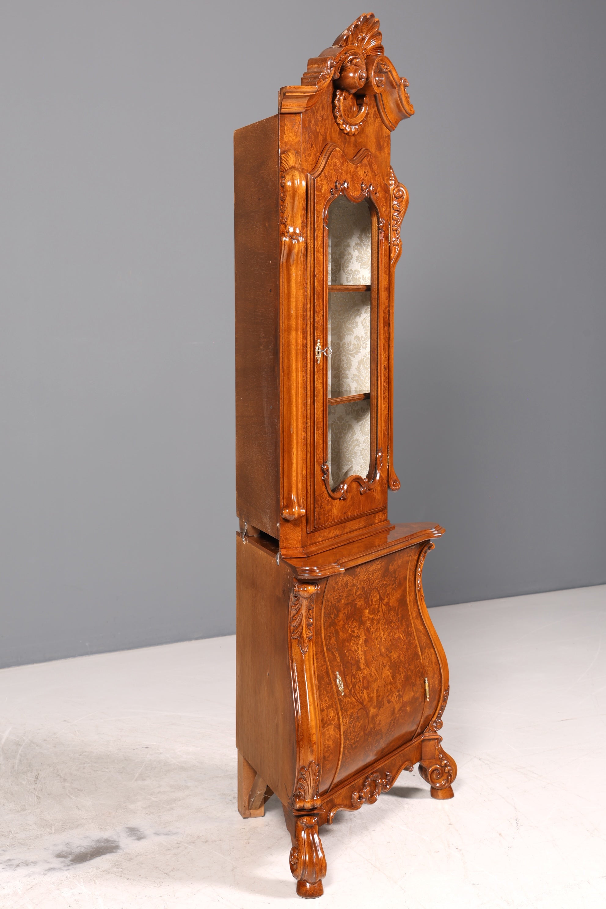 Wunderschöne Barock Eckvitrine echt Holz Chippendale Vitrine Regal Schrank