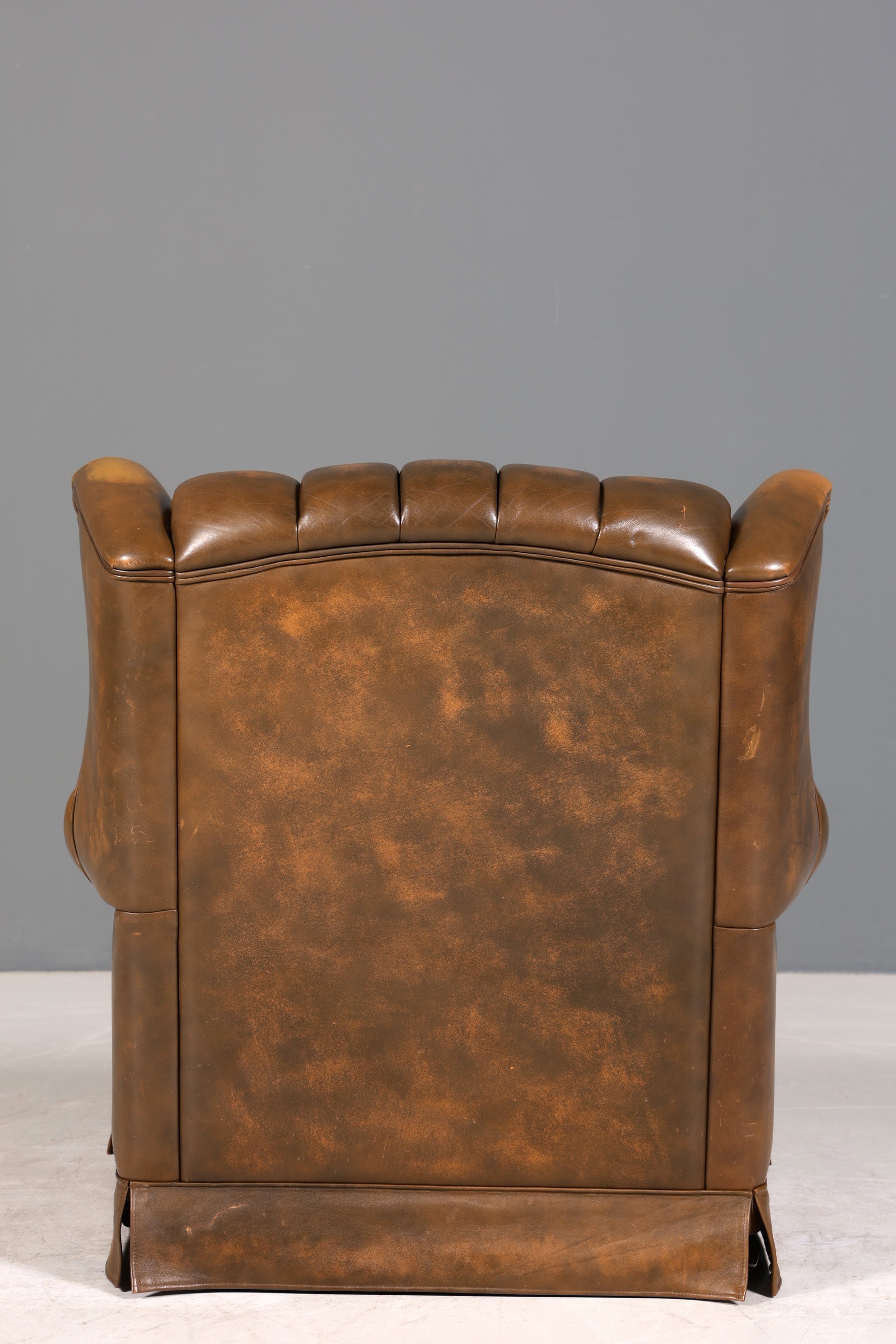 Original Chesterfield Ohrenbacken Sessel Englisch Leder Herrensessel UK Armlehnsessel