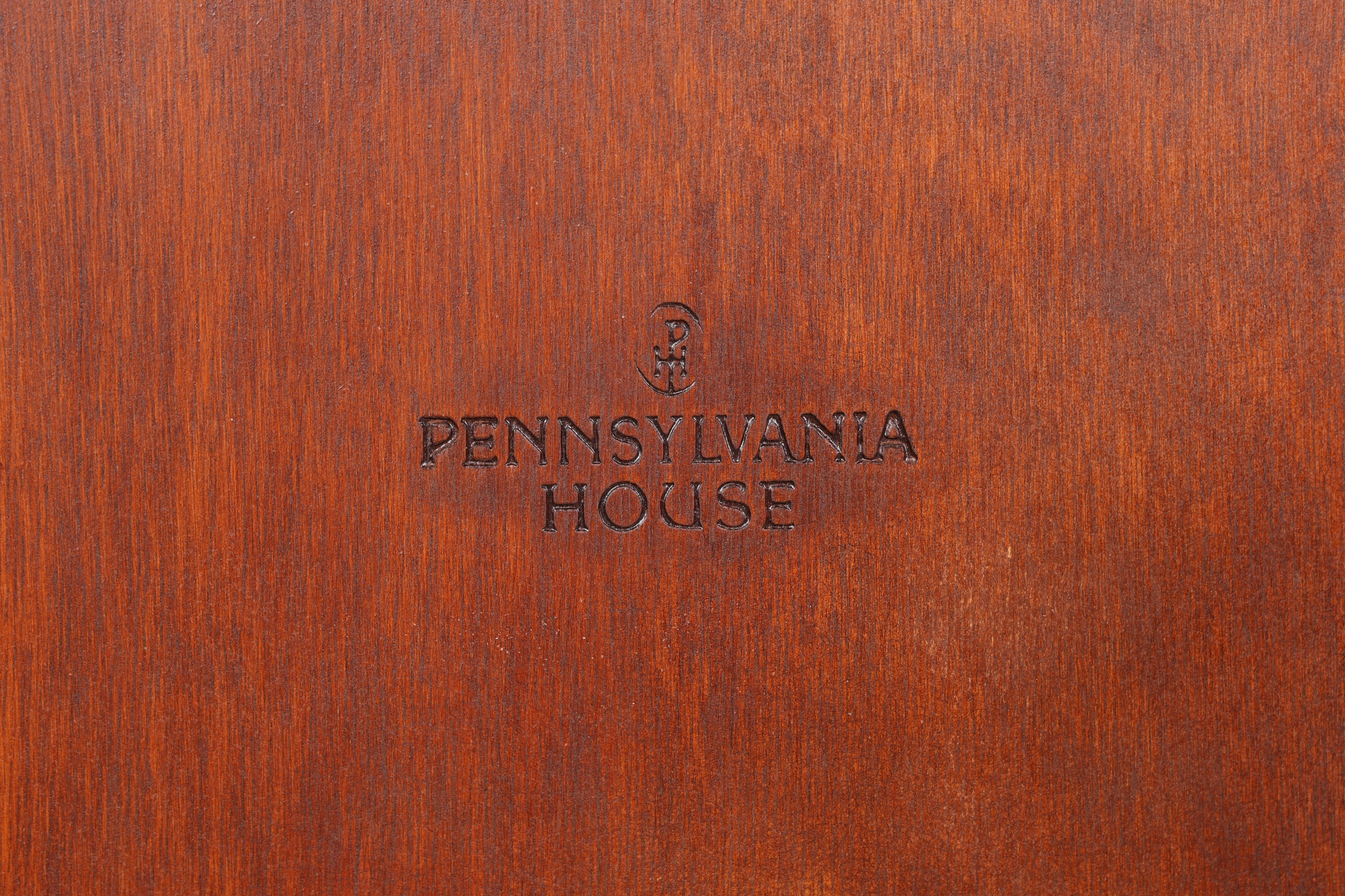 Stilvolle Original Pennsylvania House Vitrine Bücherschrank USA Schrank Buffet Schrank Regal