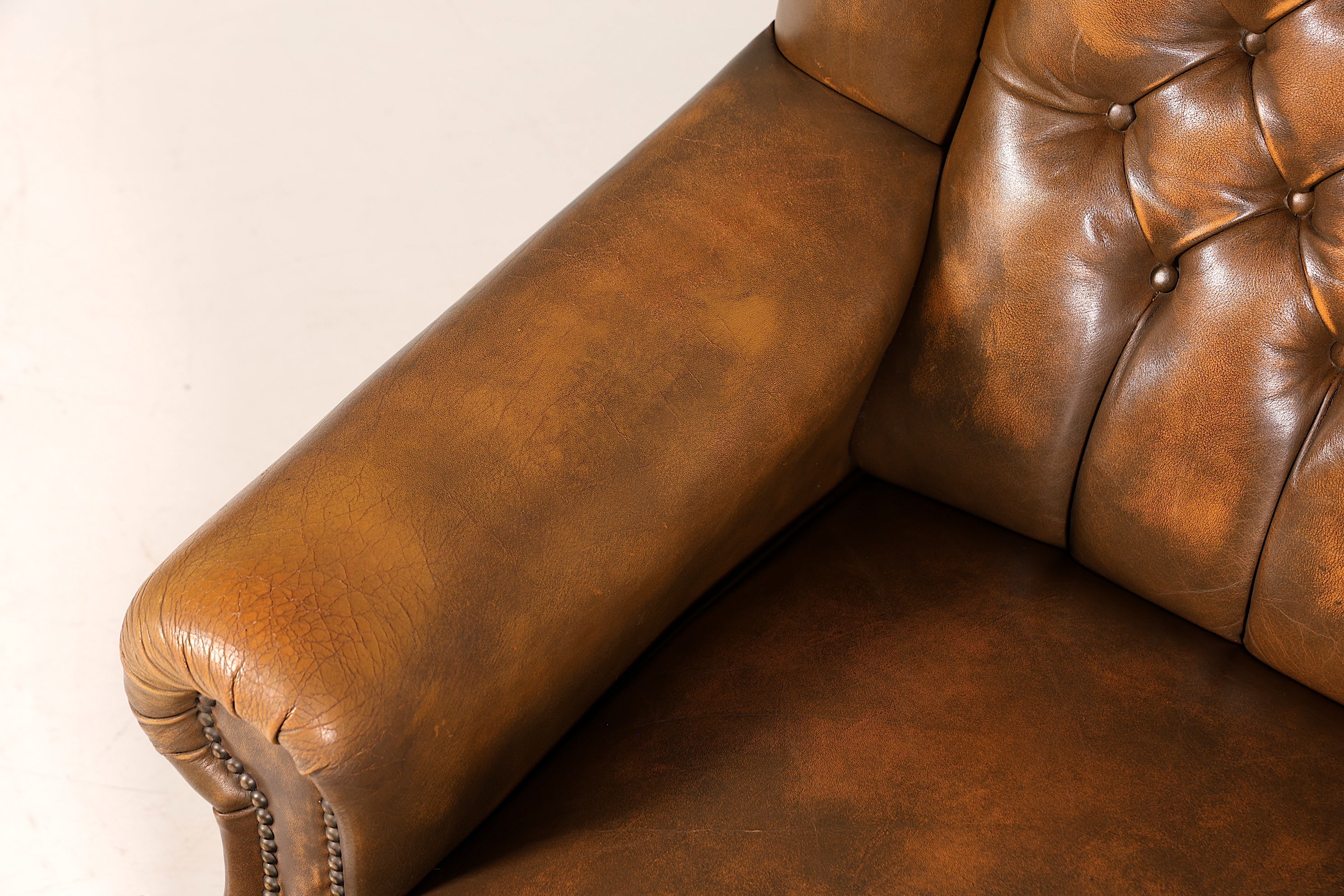 Original Chesterfield Ohrenbacken Sessel Englisch Leder Herrensessel UK Armlehnsessel