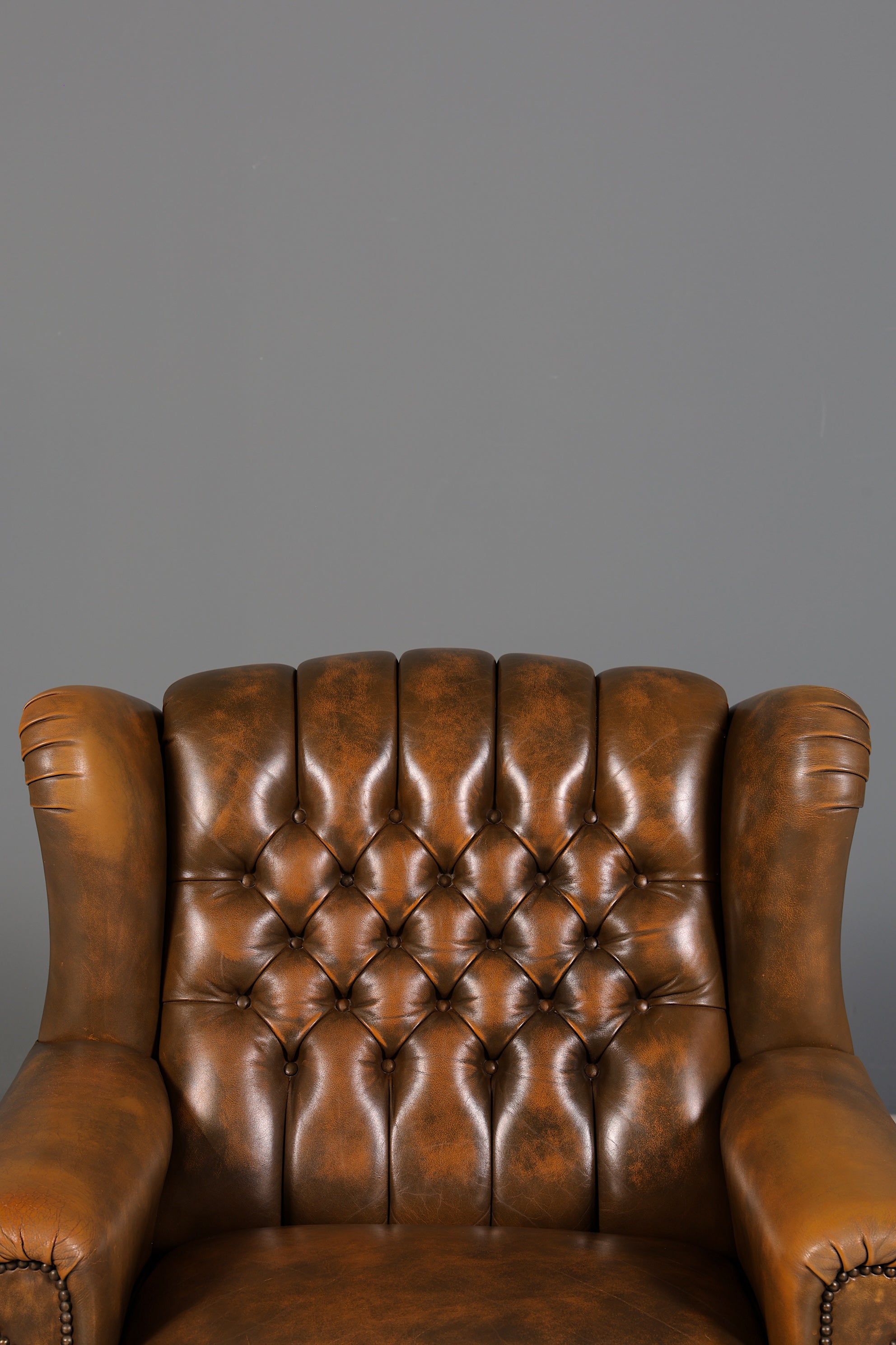 Original Chesterfield Ohrenbacken Sessel Englisch Leder Herrensessel UK Armlehnsessel