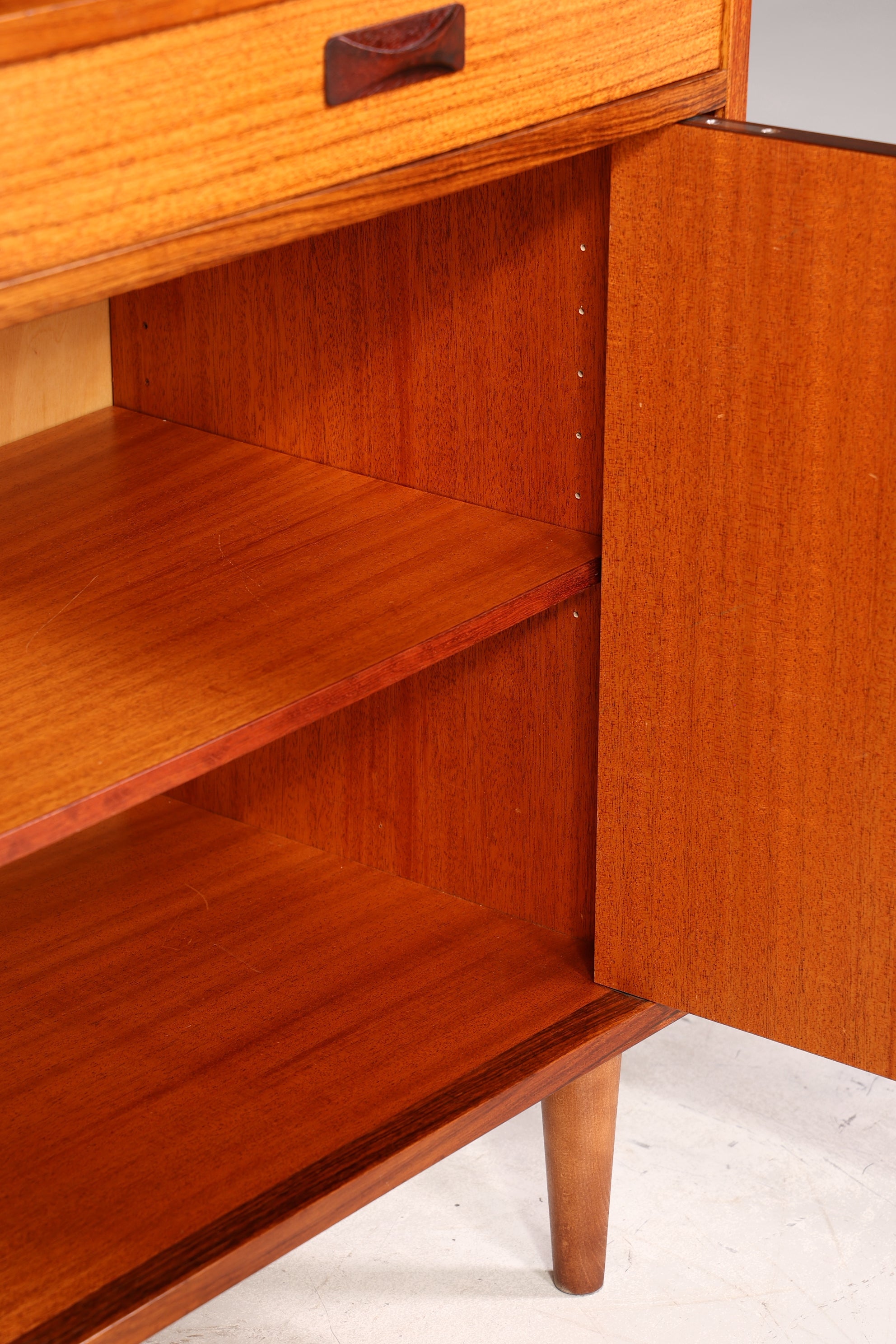 Traumhaftes Mid Century Regal echt Holz Schrank Danish Design Retro Kommode Vintage Bücherregal 60er Jahre 3 von 3