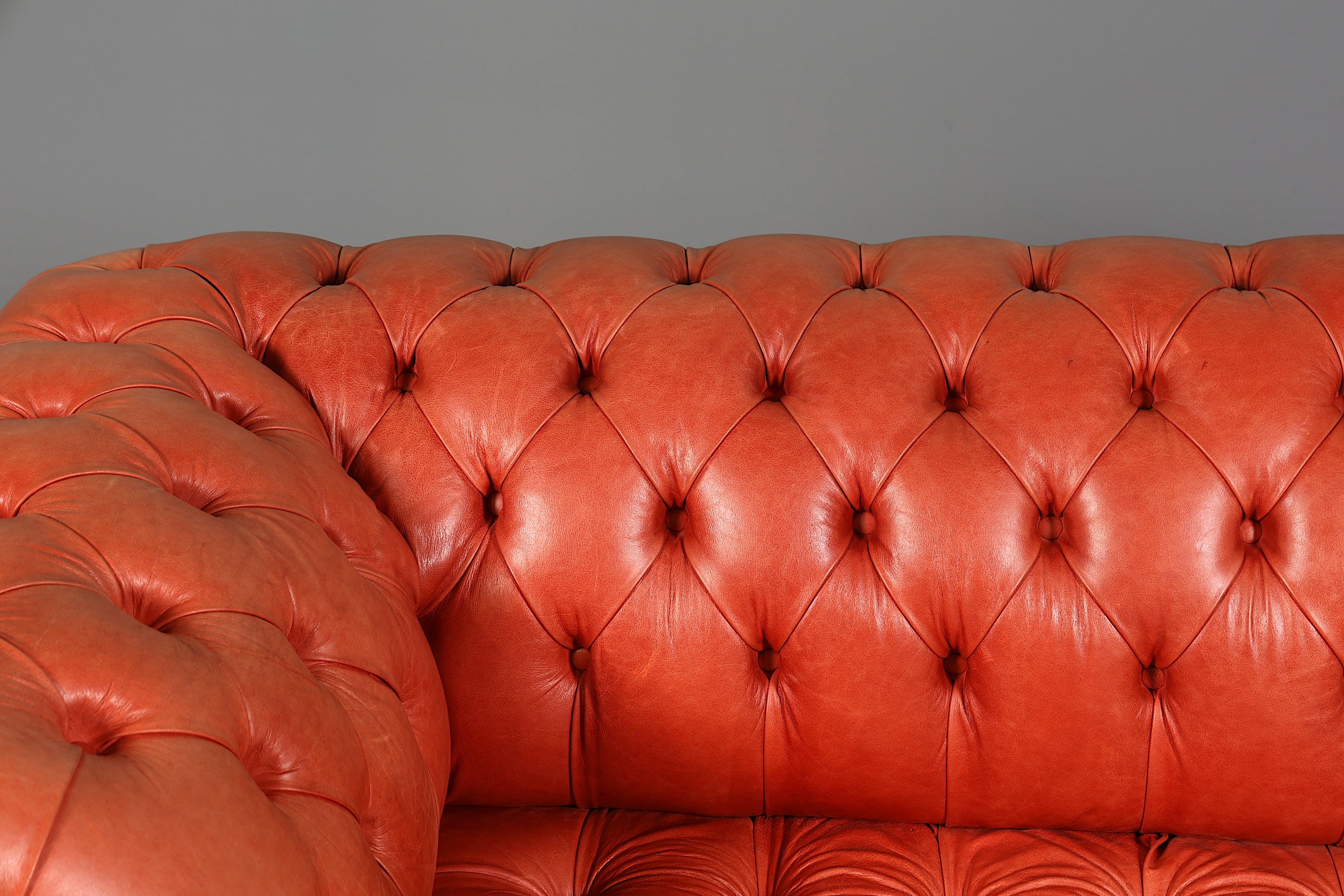 Wunderschönes Original Chesterfield Sofa 2-Sitzer Couch England Polstersofa