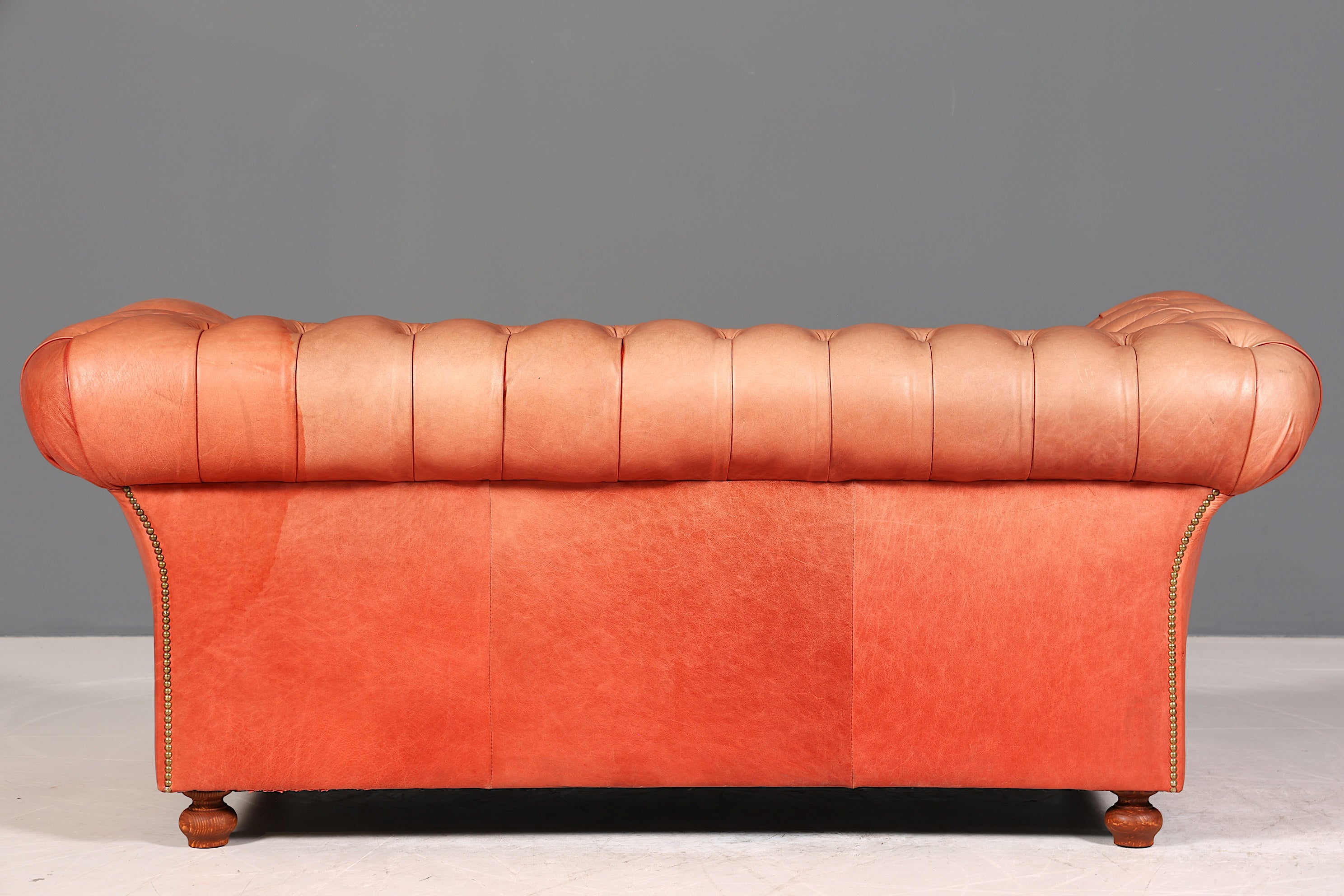 Wunderschönes Original Chesterfield Sofa 2-Sitzer Couch England Polstersofa