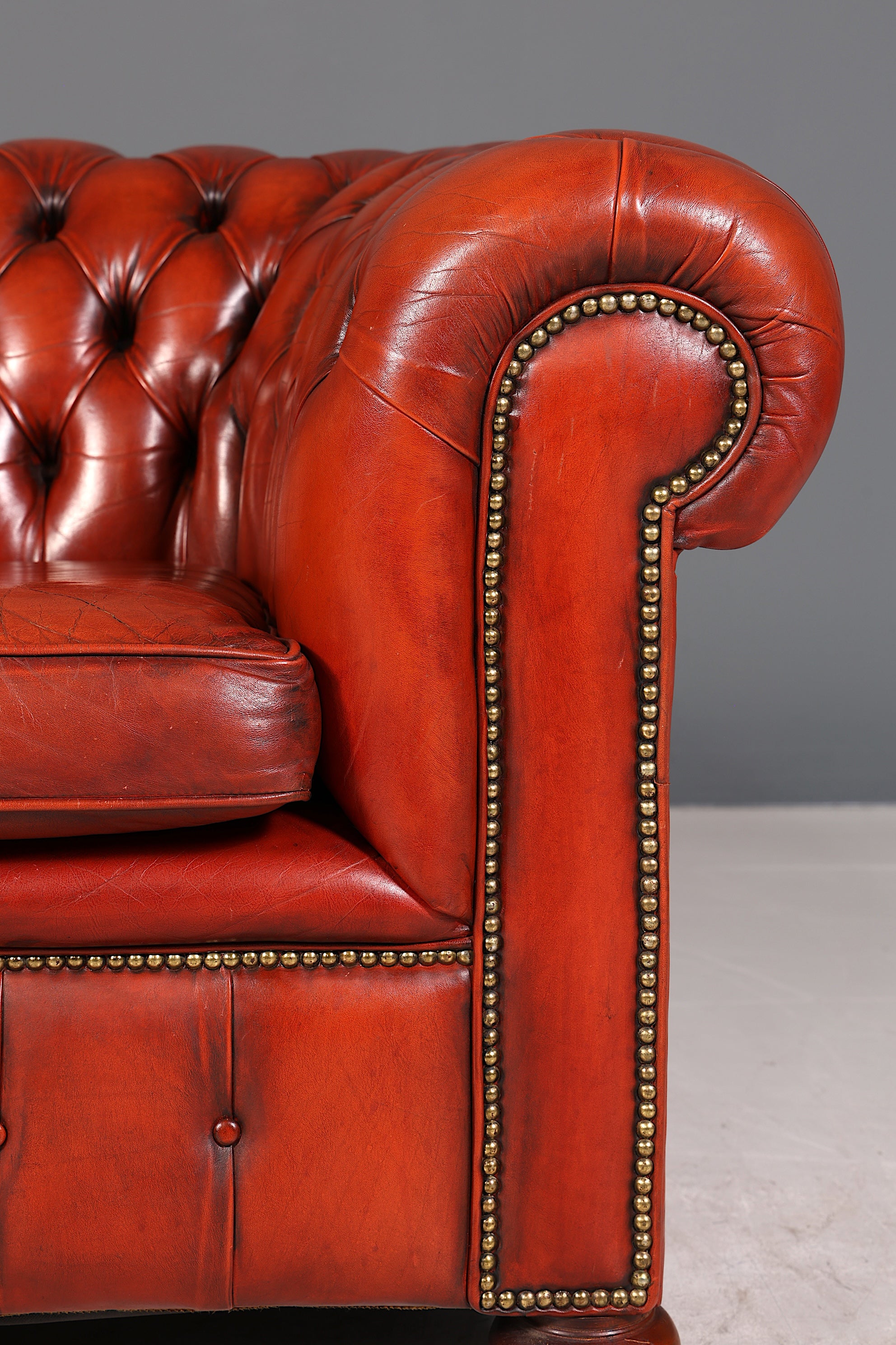 Traumhaftes Original Chesterfield Sofa 2-Sitzer UK Couch England Polstersofa