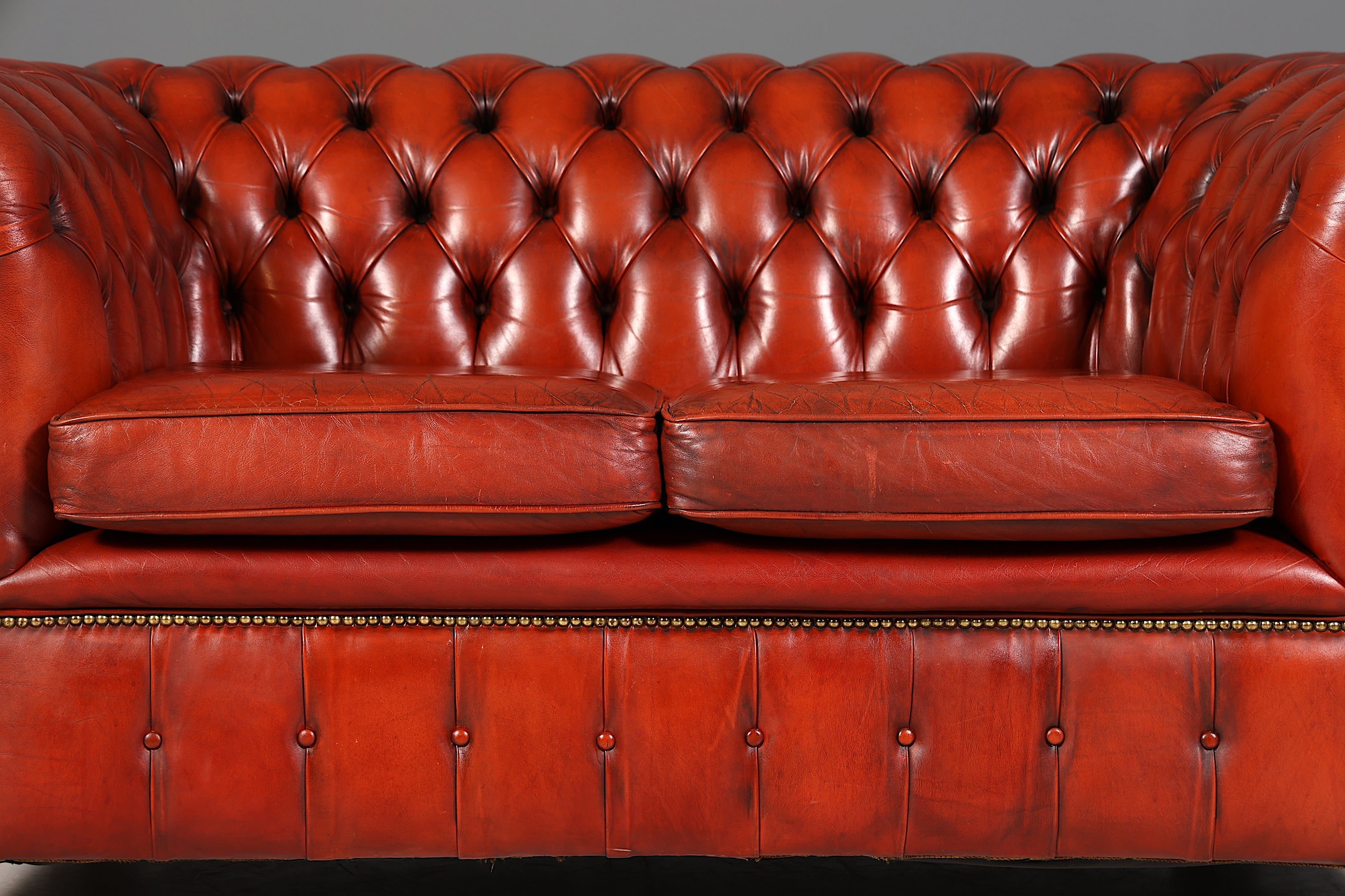 Traumhaftes Original Chesterfield Sofa 2-Sitzer UK Couch England Polstersofa