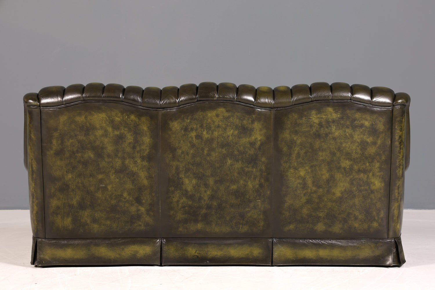 Wunderschönes Original Chesterfield Sofa 3- Sitzer echt Leder Couch Englisch