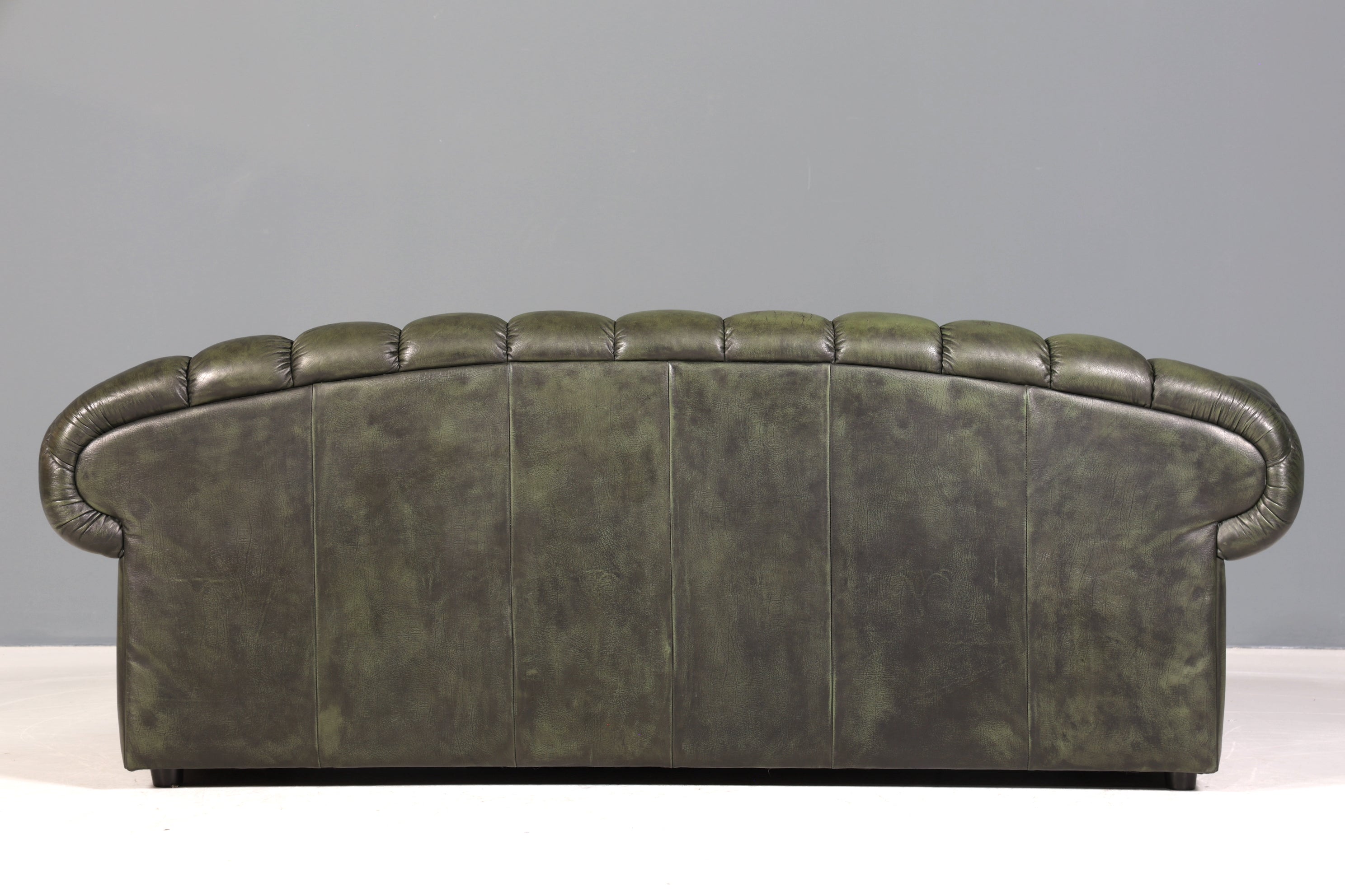 Wunderschönes Original Chesterfield Sofa grün 3-Sitzer echt Leder Couch
