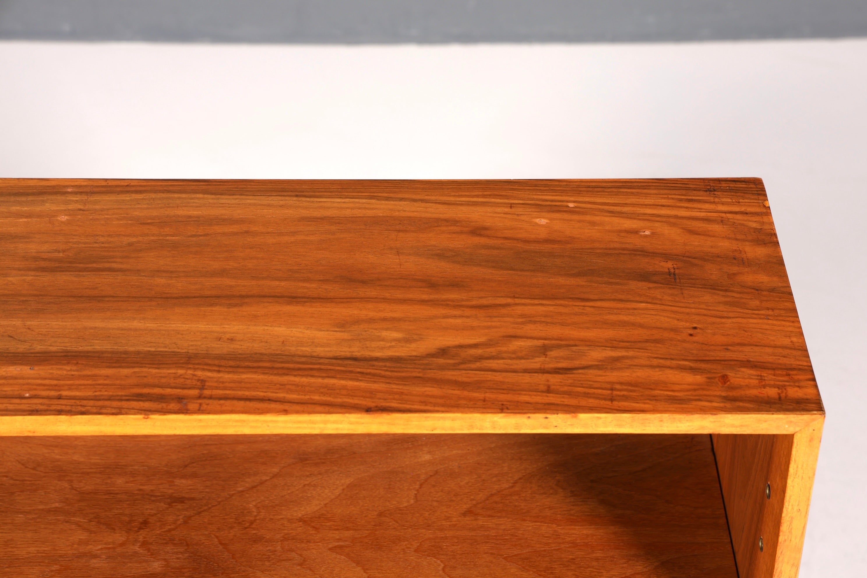 Wunderschönes Original Musterring Regal Vintage Bücherregal Mid Century 60er Jahre Holz Regal 1 von 2