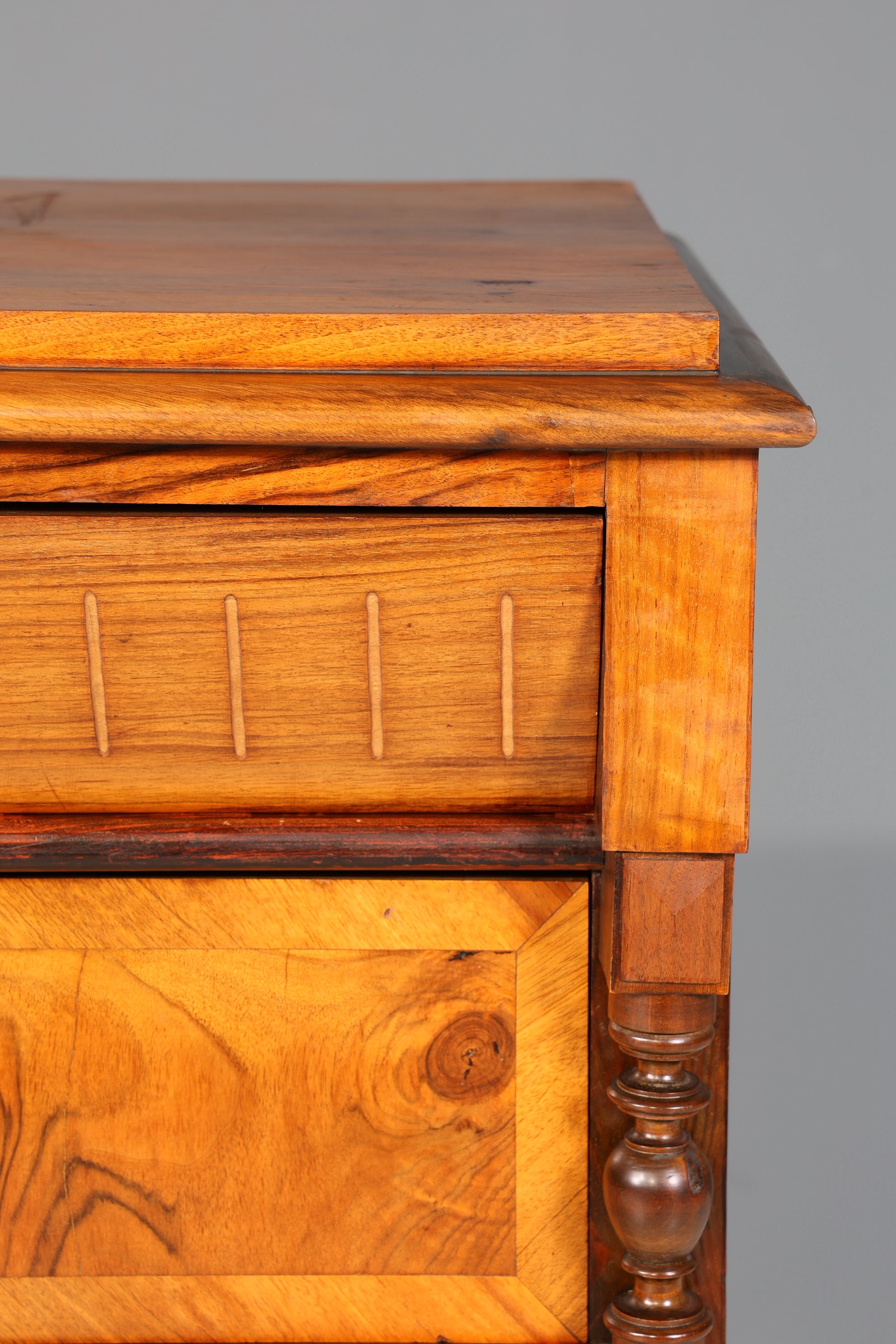 Stilvolle Gründerzeit Kommode Jugendstil Vertiko Chiffoniere Antik Wäschekommode