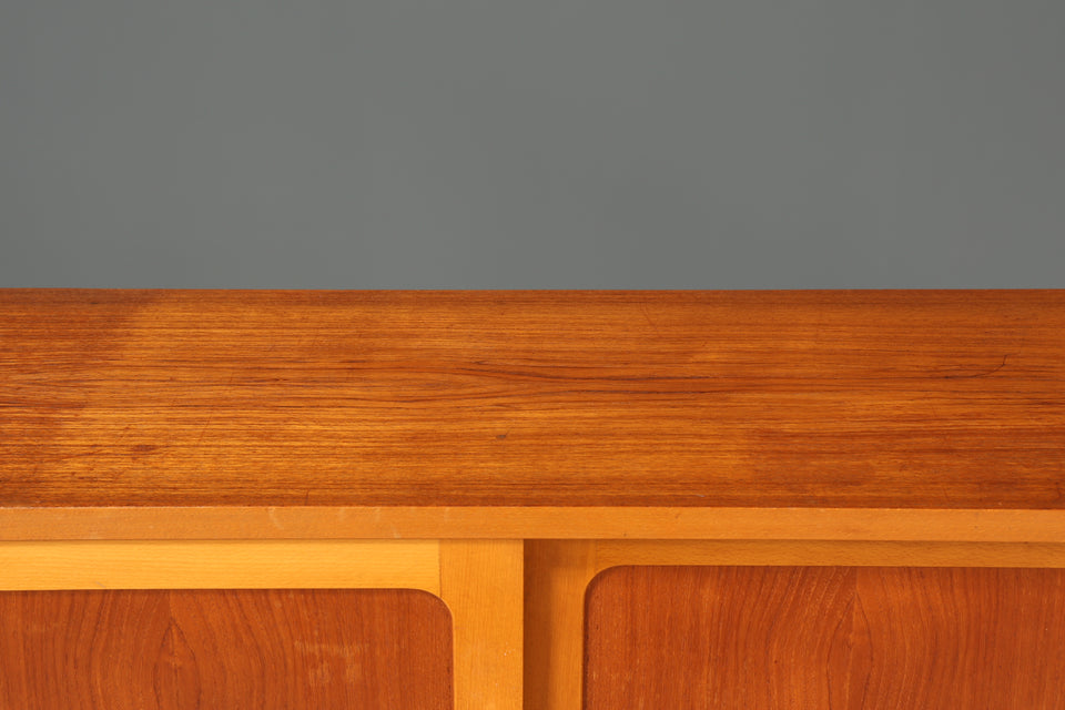 Stilvolles Mid Century Highboard echt Holz Schrank Retro Sideboard