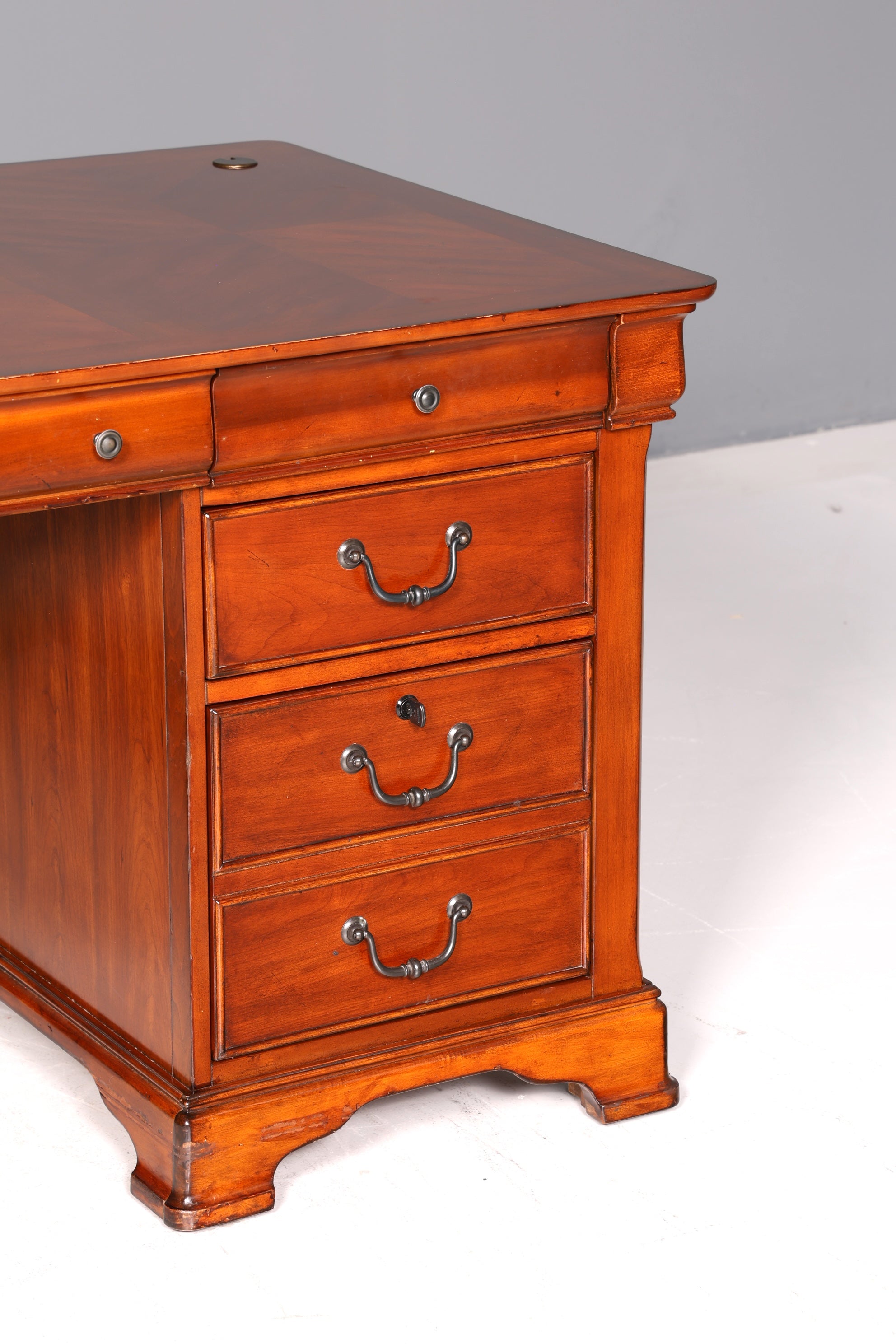 Wunderschöner Englischer Schreibtisch Liberty Furniture Bürotisch Antik Office Desk