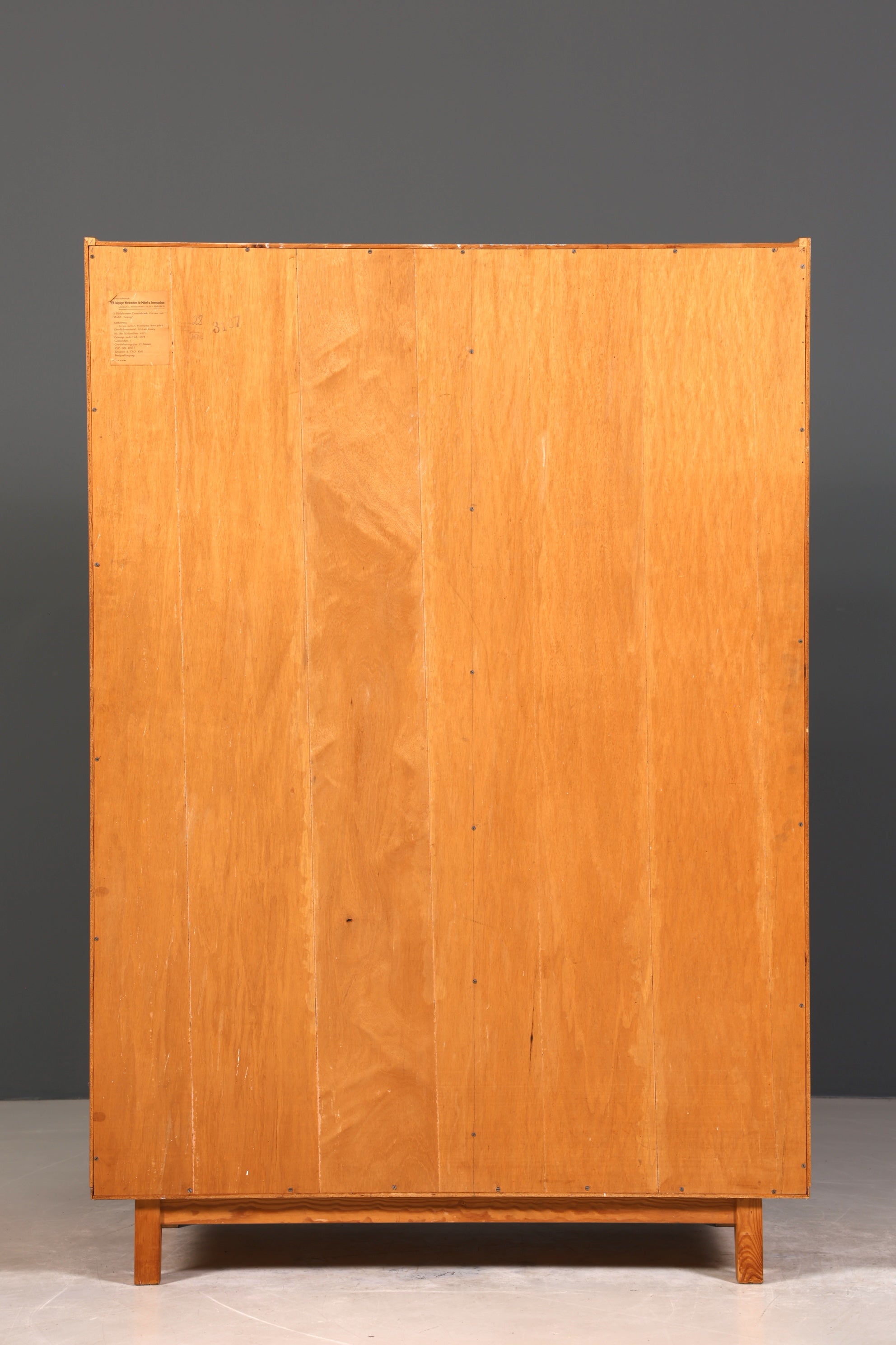 Traumhafter Mid Century Kleiderschrank Schiebetür Schrank Vintage Schrank Retro Wäscheschrank