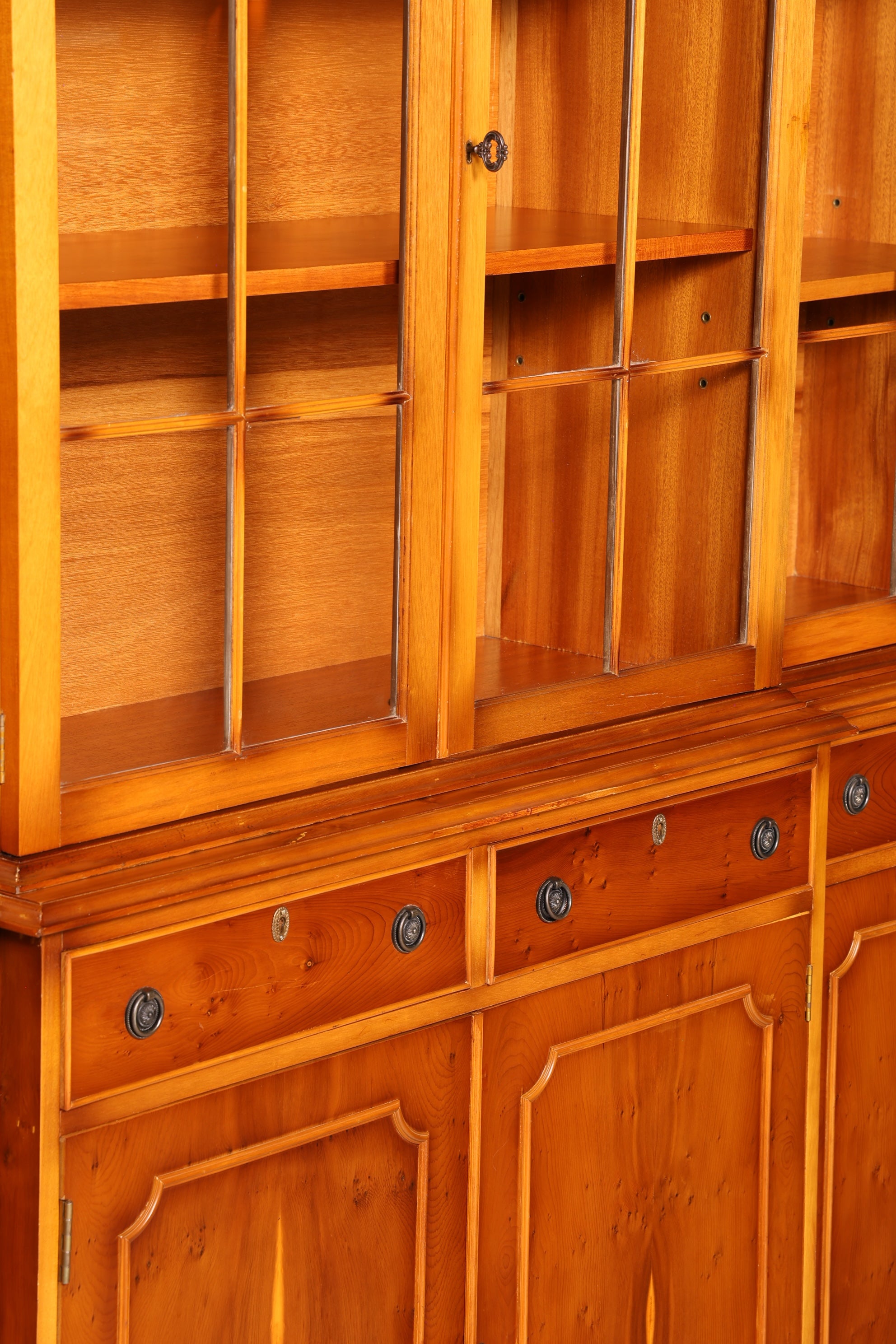 Beautiful English Display Cabinet Bookcase Yew Library Glass Display Cabinet Sideboard Antique