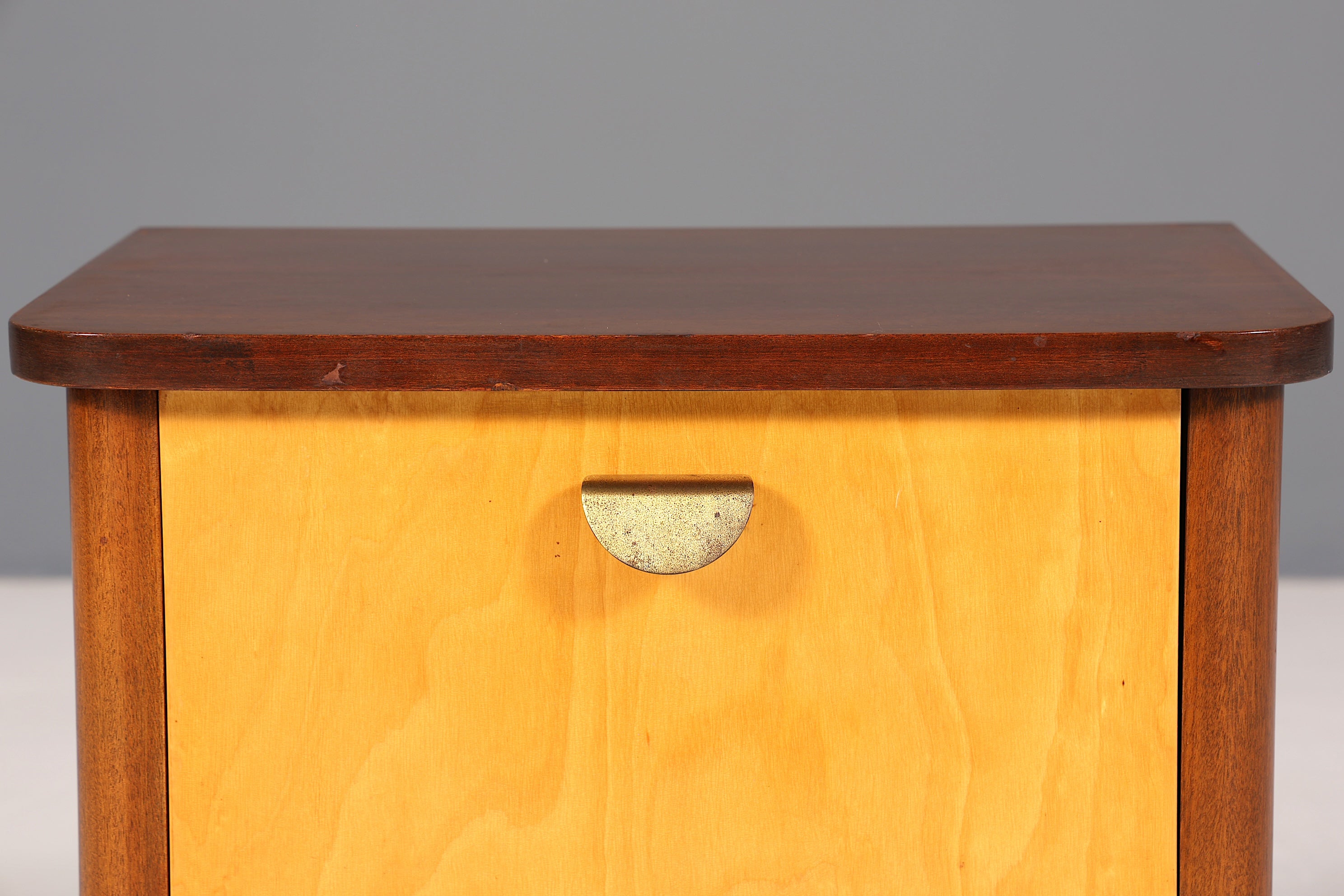 Wunderschöne Mid Century Kommode Vintage Klappschränkchen Retro Nachttisch 2 von 2