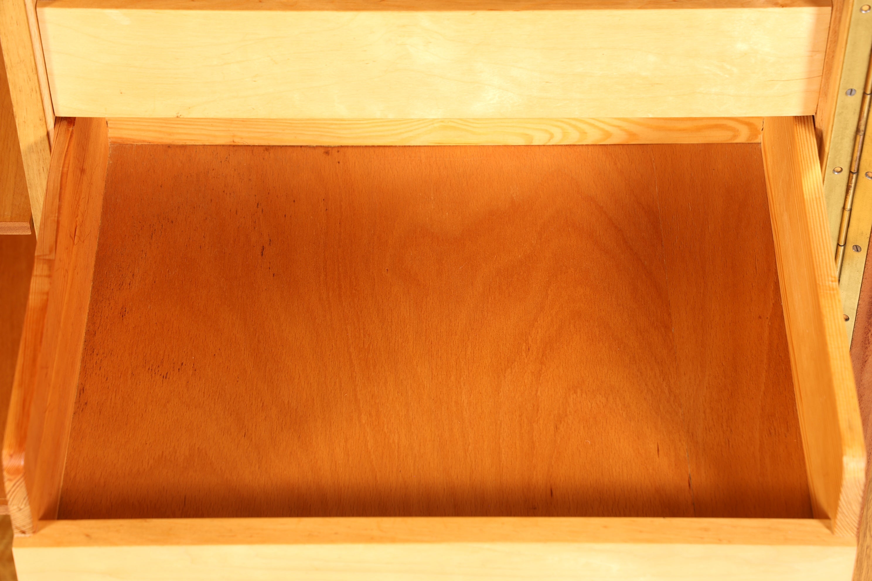 Traumhafter Mid Century Kleiderschrank Vintage Schrank Aktenschrank Retro Wäscheschrank