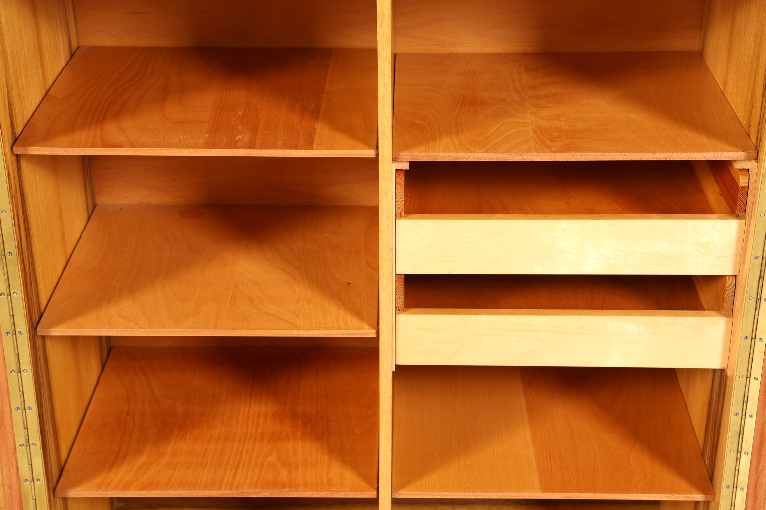 Traumhafter Mid Century Kleiderschrank Vintage Schrank Aktenschrank Retro Wäscheschrank