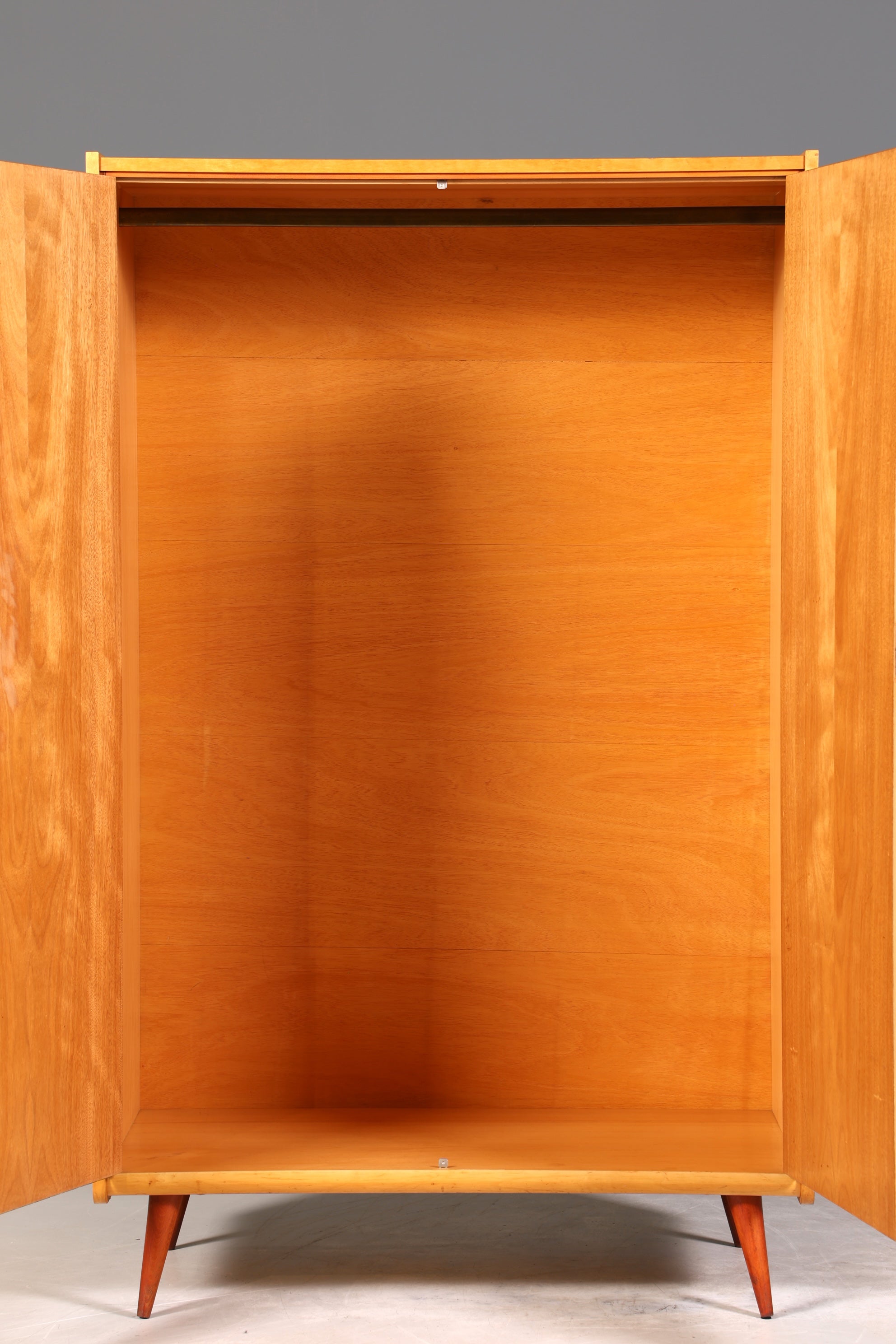 Traumhafter Mid Century Kleiderschrank Vintage Schrank Retro Wäscheschrank VEB