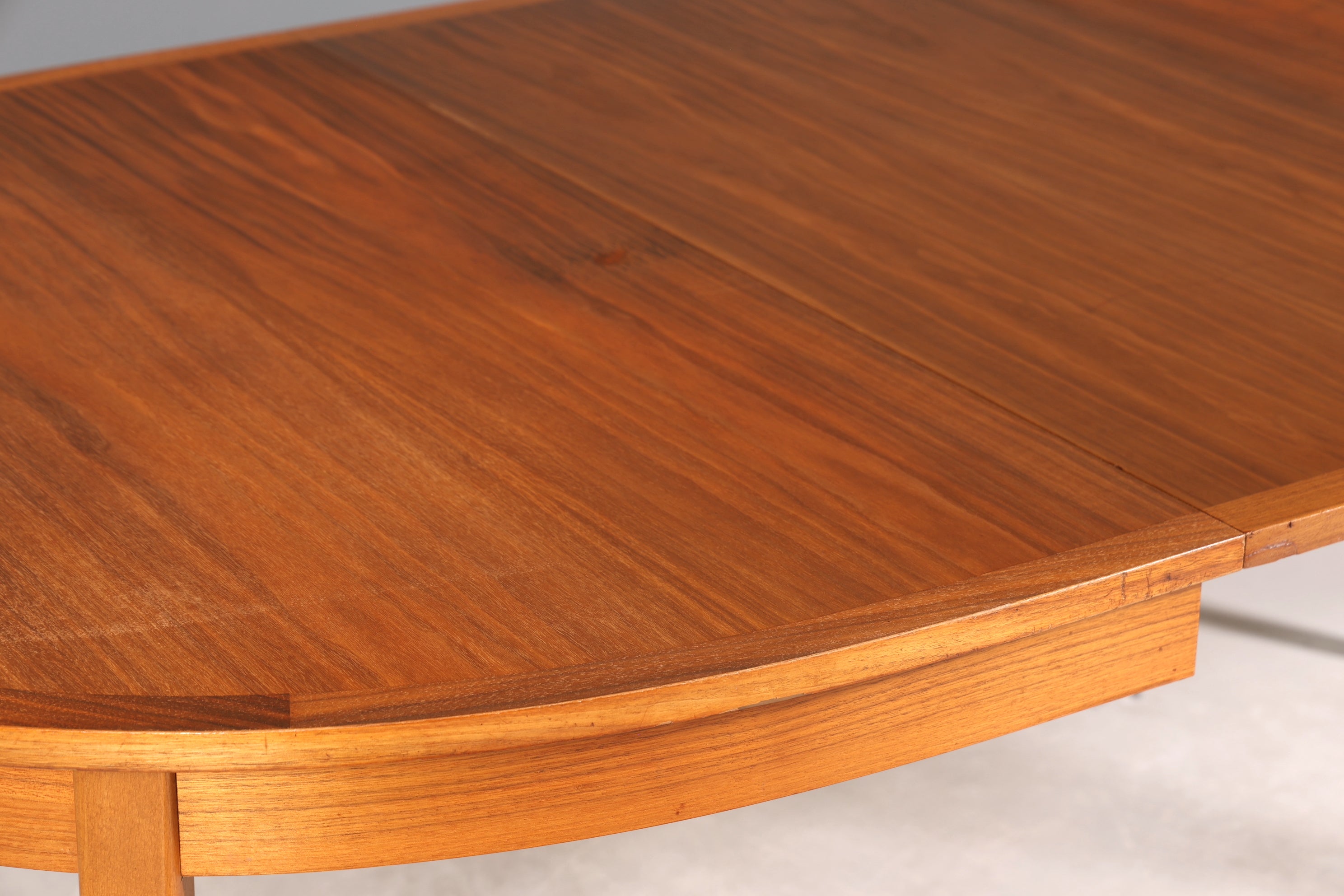Wunderschöner Mid Century Esstisch ausziehbarer Danish Design Teak Holz Küchentisch Esszimmer Tisch