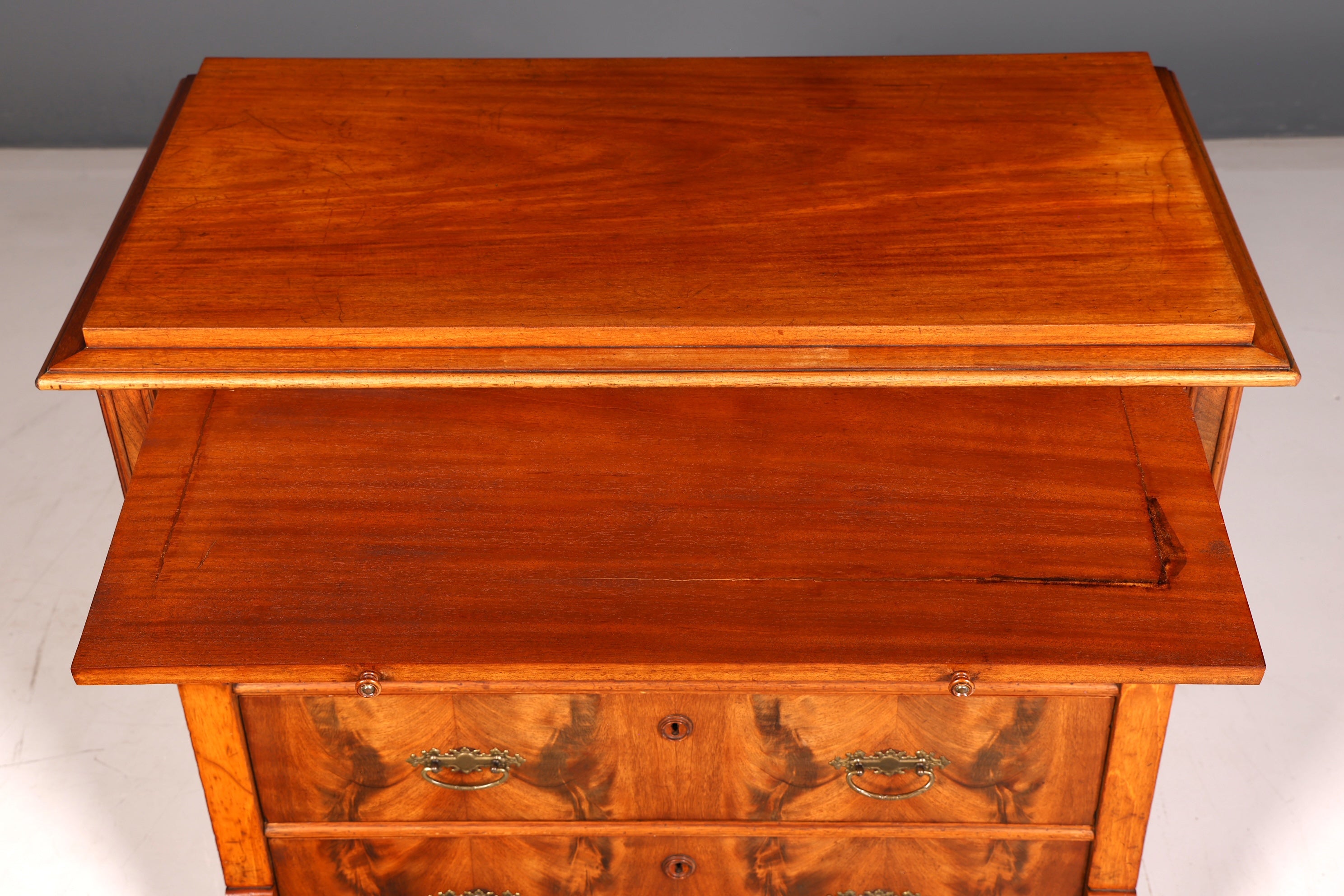 Beautiful Gründerzeit Louis Philippe antique chest of drawers, sideboard, drawer chest, linen chest, solid wood