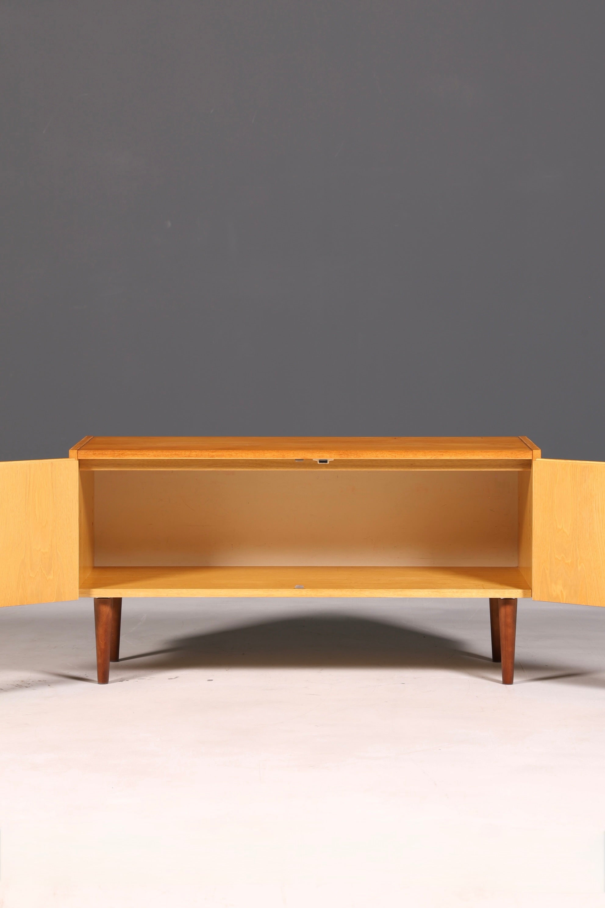 Beautiful Original Hellerau Mid-Century Dresser Model 427 Sideboard TV Cabinet Vintage Solid Wood