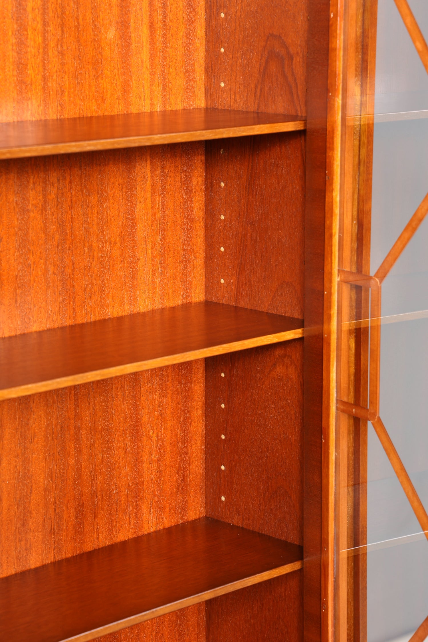 Edler Englischer Sekretär Original Heldense Büro Aufsatzsekretär Antik 60s Vitrinen Schrank UK