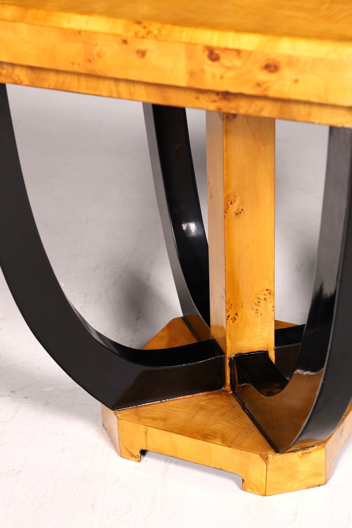 Stylish Art Deco-style luxury coffee table in birch, Biedermeier side table