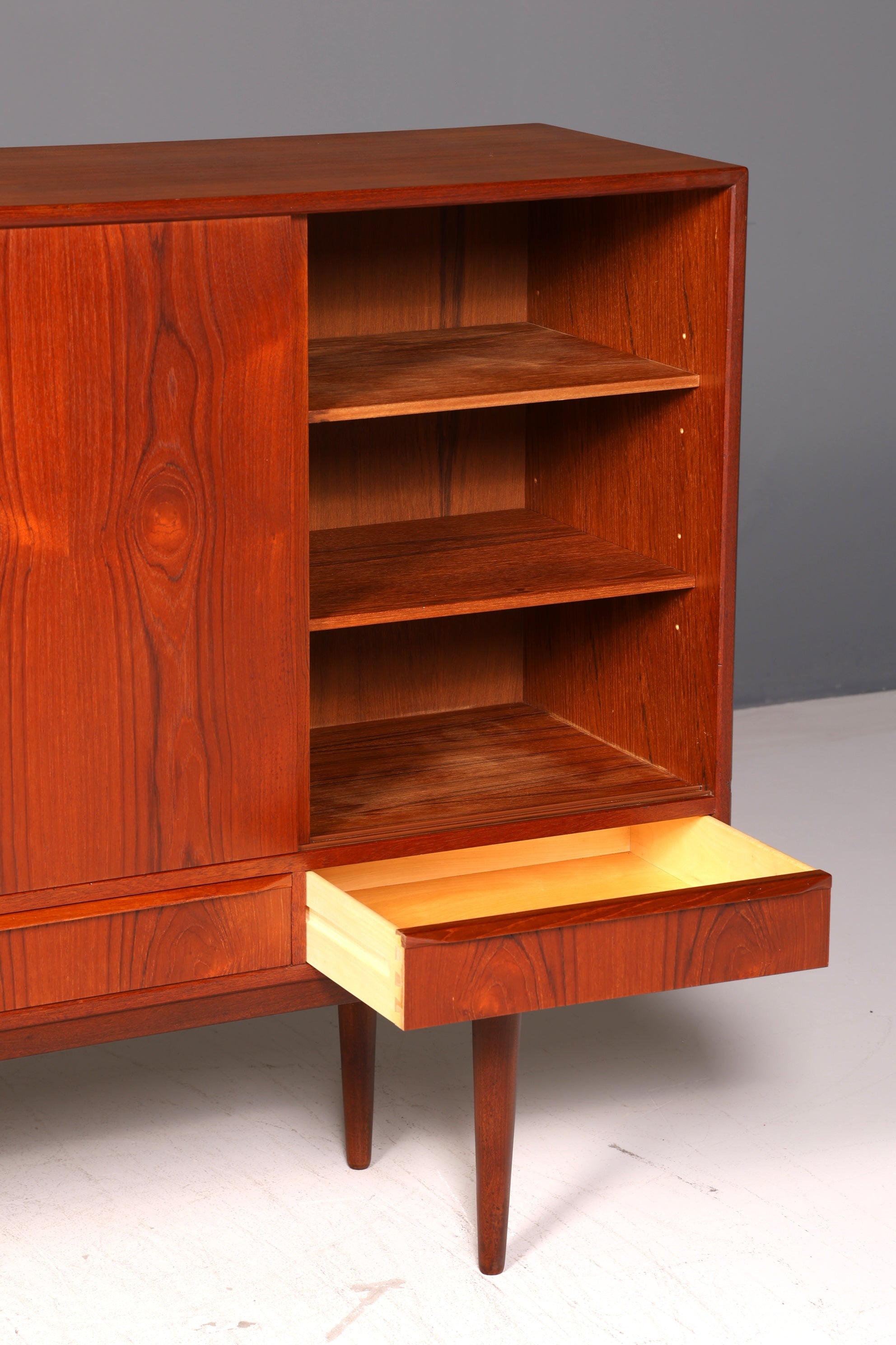 Traumhaftes Mid Century Highboard Danish Design Sideboard Vintage Retro 60er Jahre Bürokommode Schrank Skandinavisch Holz