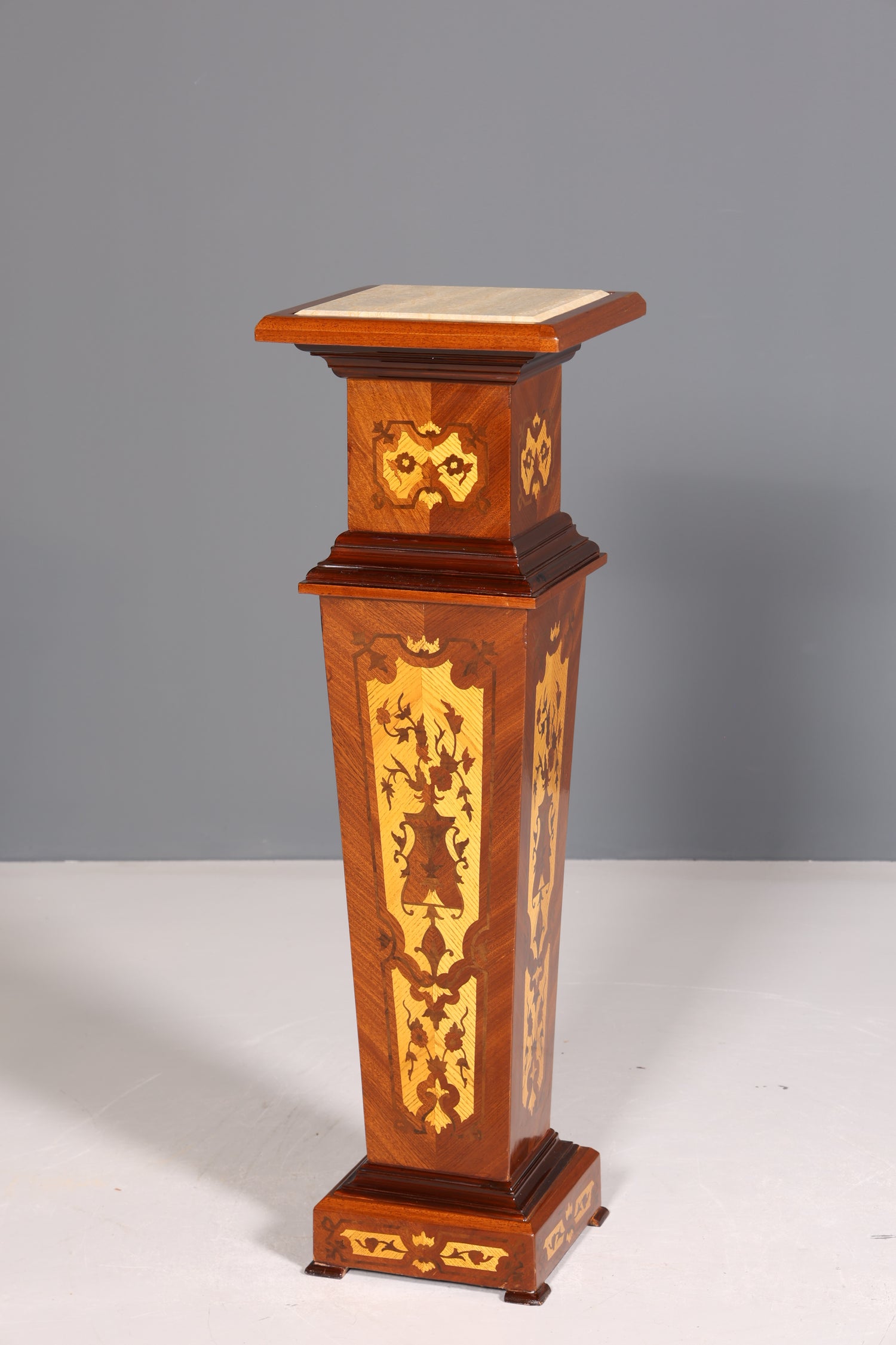 Traumhafte Barock Stil Säule Louis XV Blumensäule Naturstein Marmor Ablage Tisch