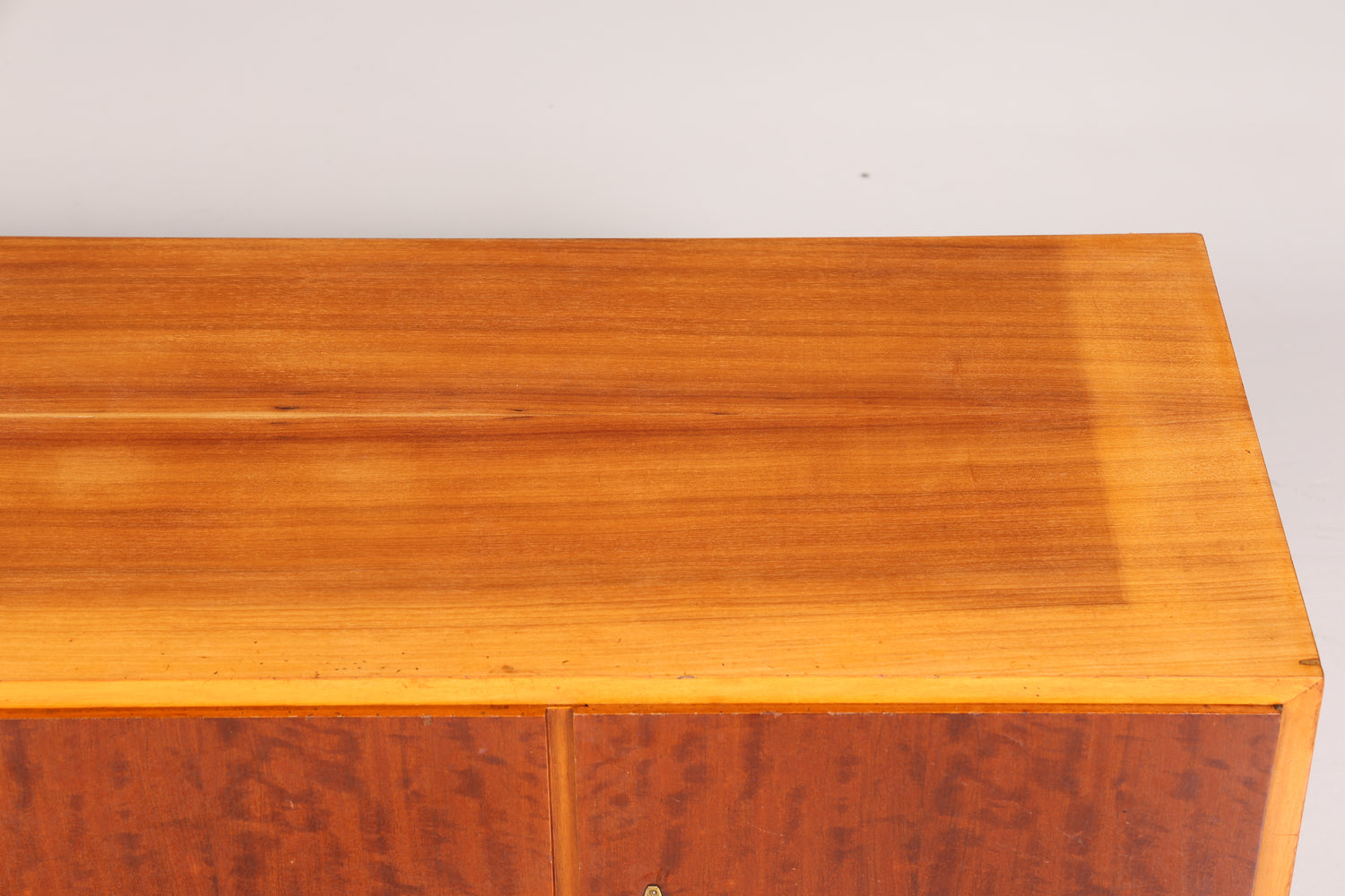 Schlichtes Mid Century Sideboard Vintage TV Kommode 60s Schrank Longboard Retro Lowboard