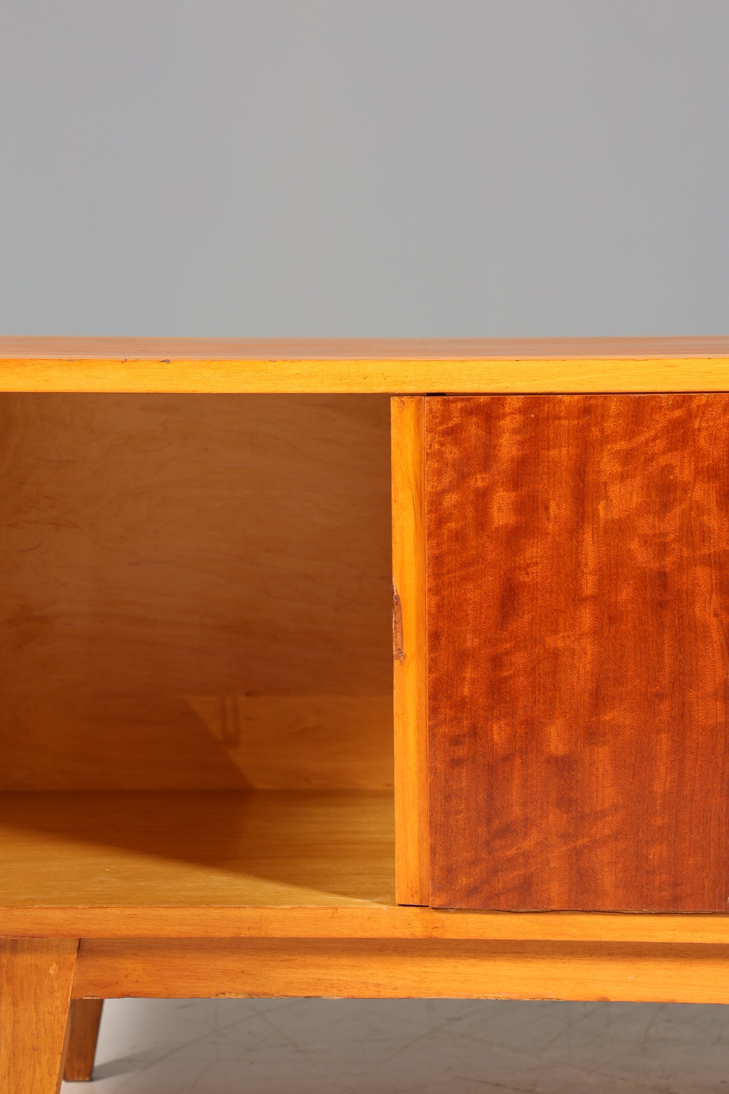 Schlichtes Mid Century Sideboard Vintage TV Kommode 60s Schrank Longboard Retro Lowboard