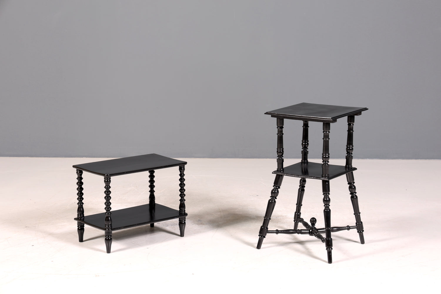 Wunderschöner Beistelltisch im Gründerzeit Stil gedrechselter Ablagetisch Telefontisch