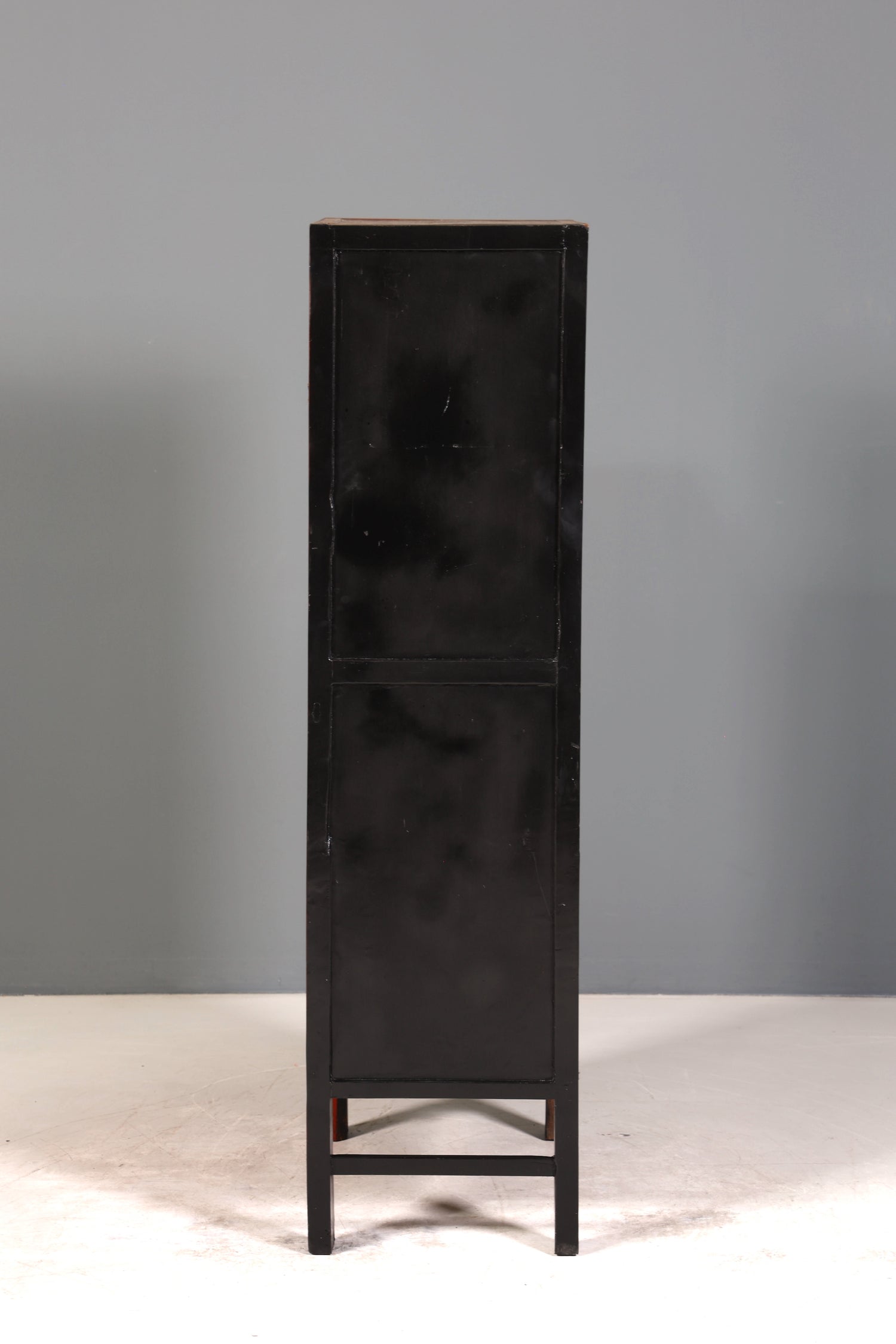 Traumhafter Chinesischer Schrank Vertiko China Kommode mit Asiatischen Motiven Wäscheschrank Aktenschrank