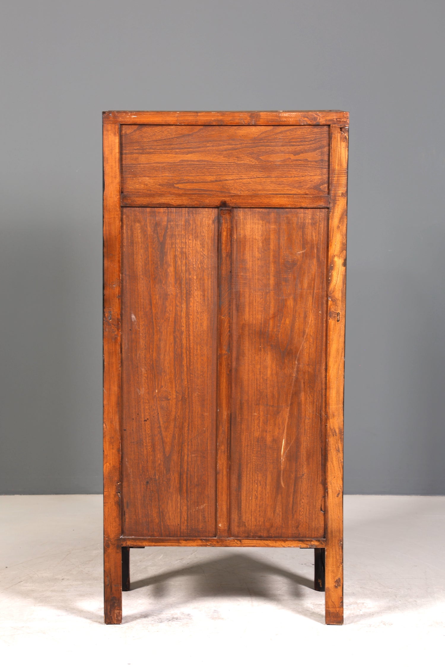 Traumhafter Chinesischer Schrank Vertiko China Kommode mit Asiatischen Motiven Wäscheschrank Aktenschrank