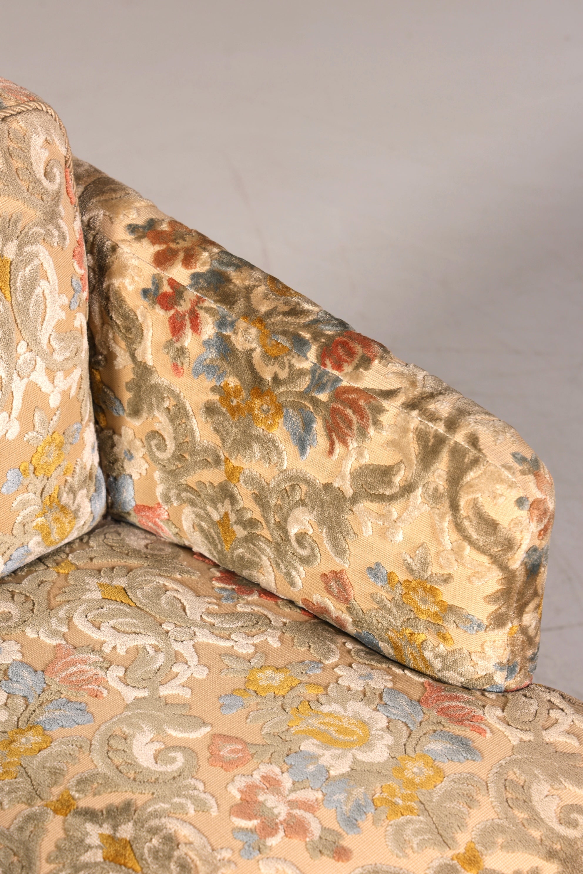 Wunderschöner Chippendale Sessel Art Deco Stil Lounge Floraler Samt Stoff Sessel 2 von 2