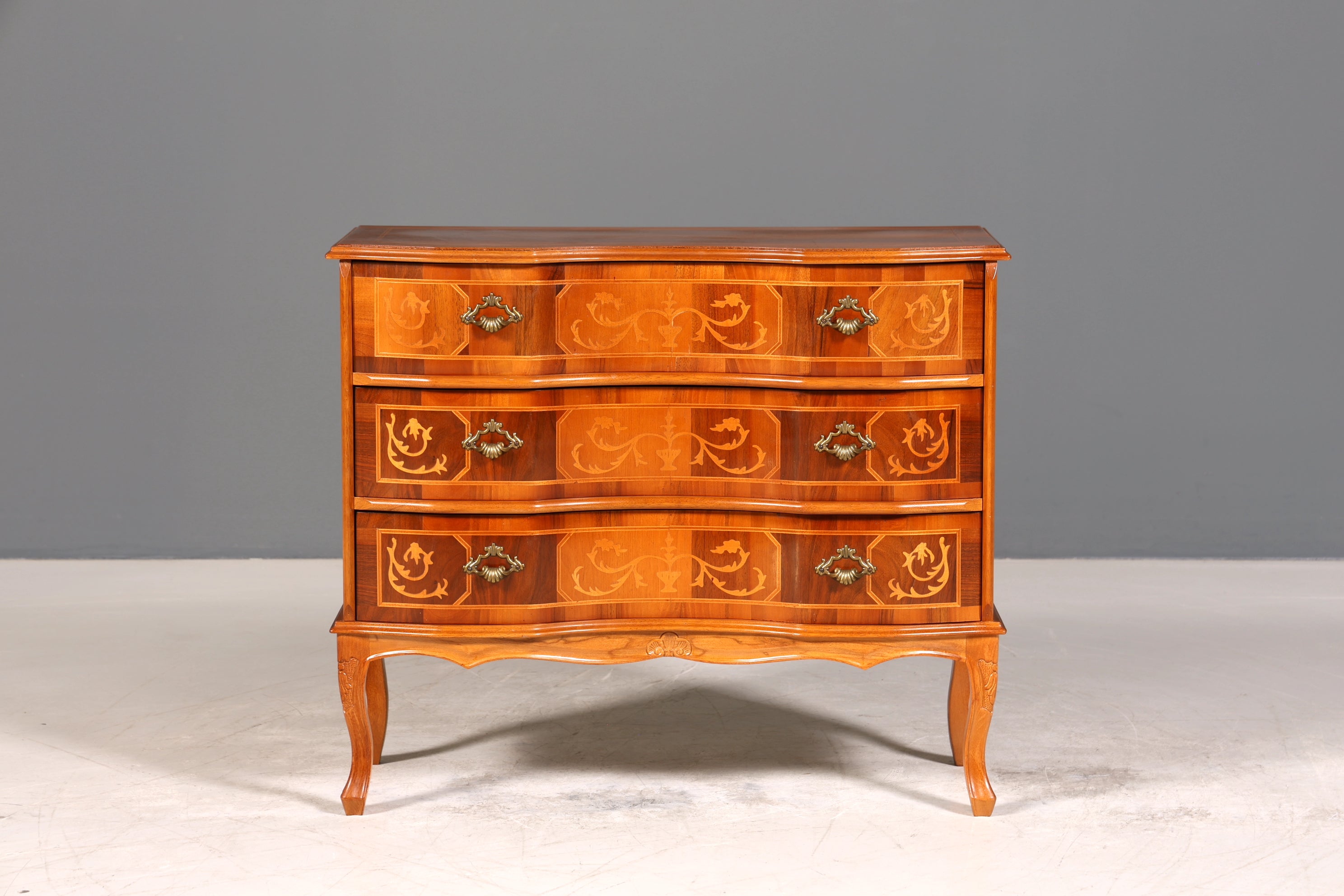 Traumhafte Kommode im Barock Stil Sideboard Intarsien echt Holz Schubladenkommode